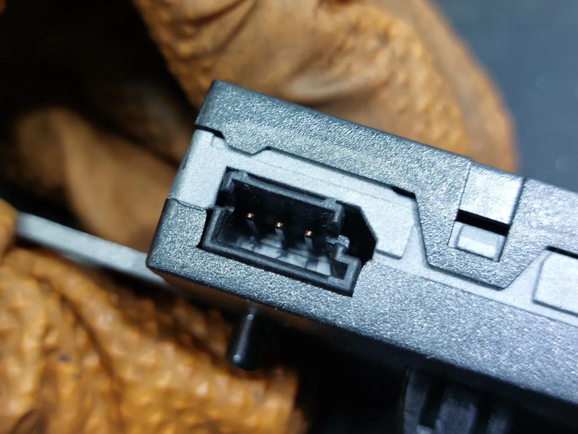 Antenna Amplifier VOLVO V40 Hatchback Imagem-4