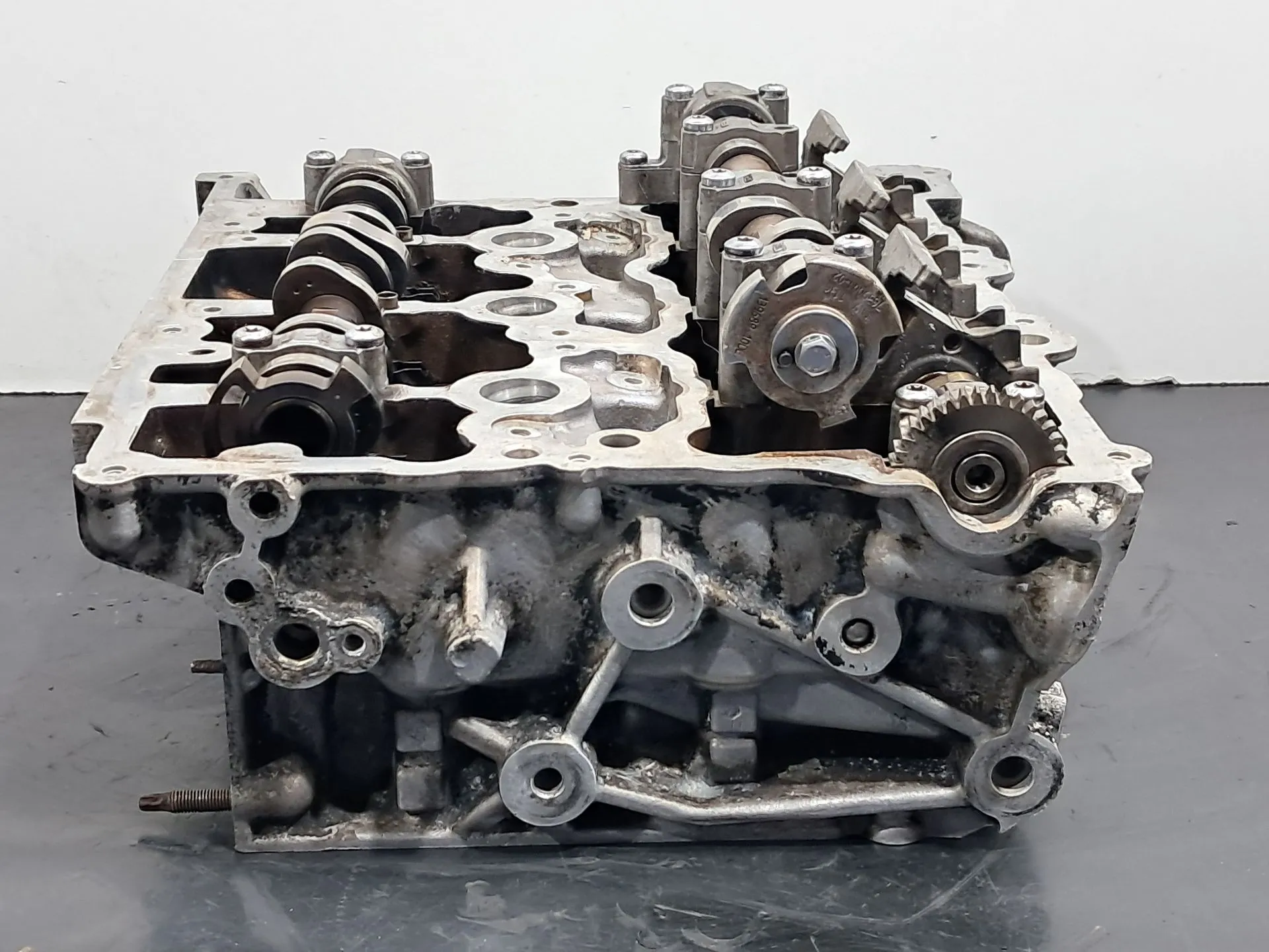 Culasse BMW i8 (I12) Imagem-11