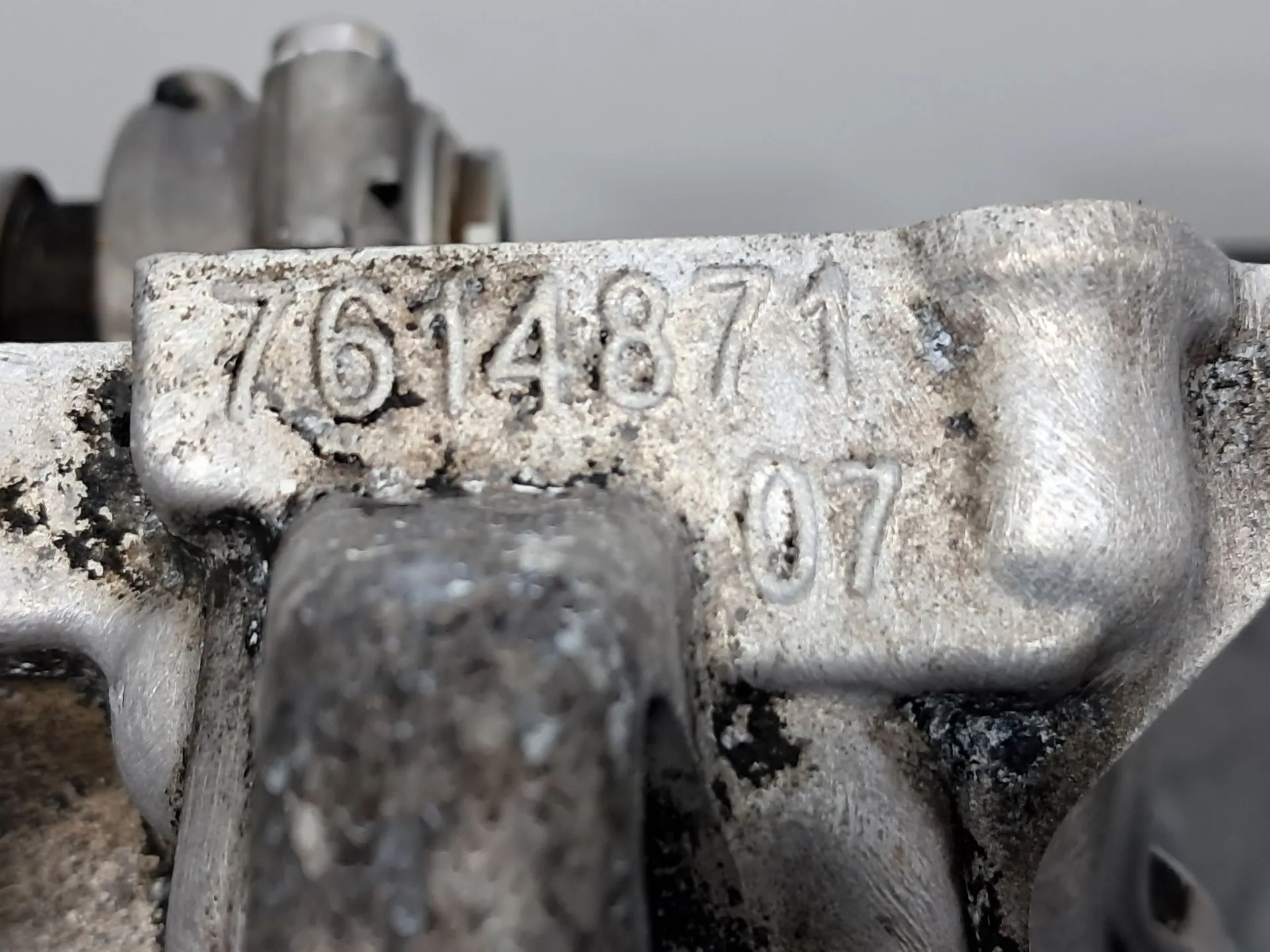 Culasse BMW i8 (I12) Imagem-20