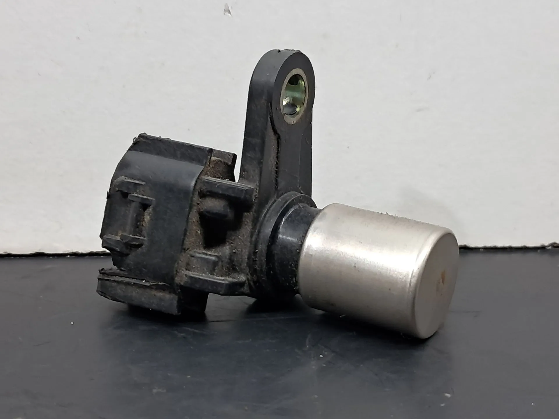 Sensor da cambota / sensor de rotação / sensor de velocidade TOYOTA RAV4 II (_A2_)