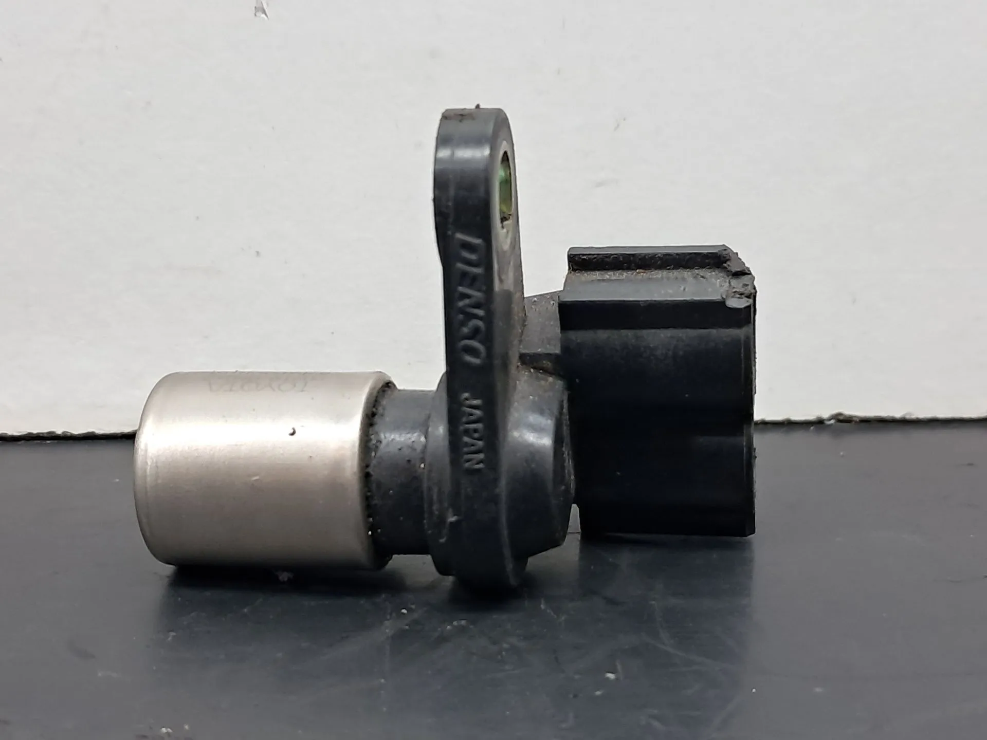 Sensor da cambota / sensor de rotação / sensor de velocidade TOYOTA RAV4 II (_A2_) Imagem-1
