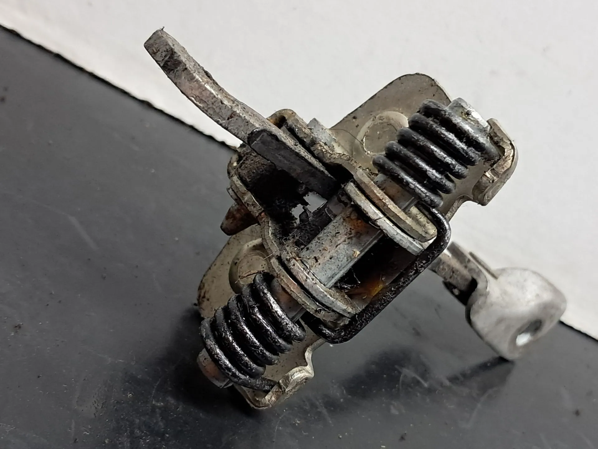 Esticador / limitador porta frente direito DACIA Sandero II (5S_) Imagem-2