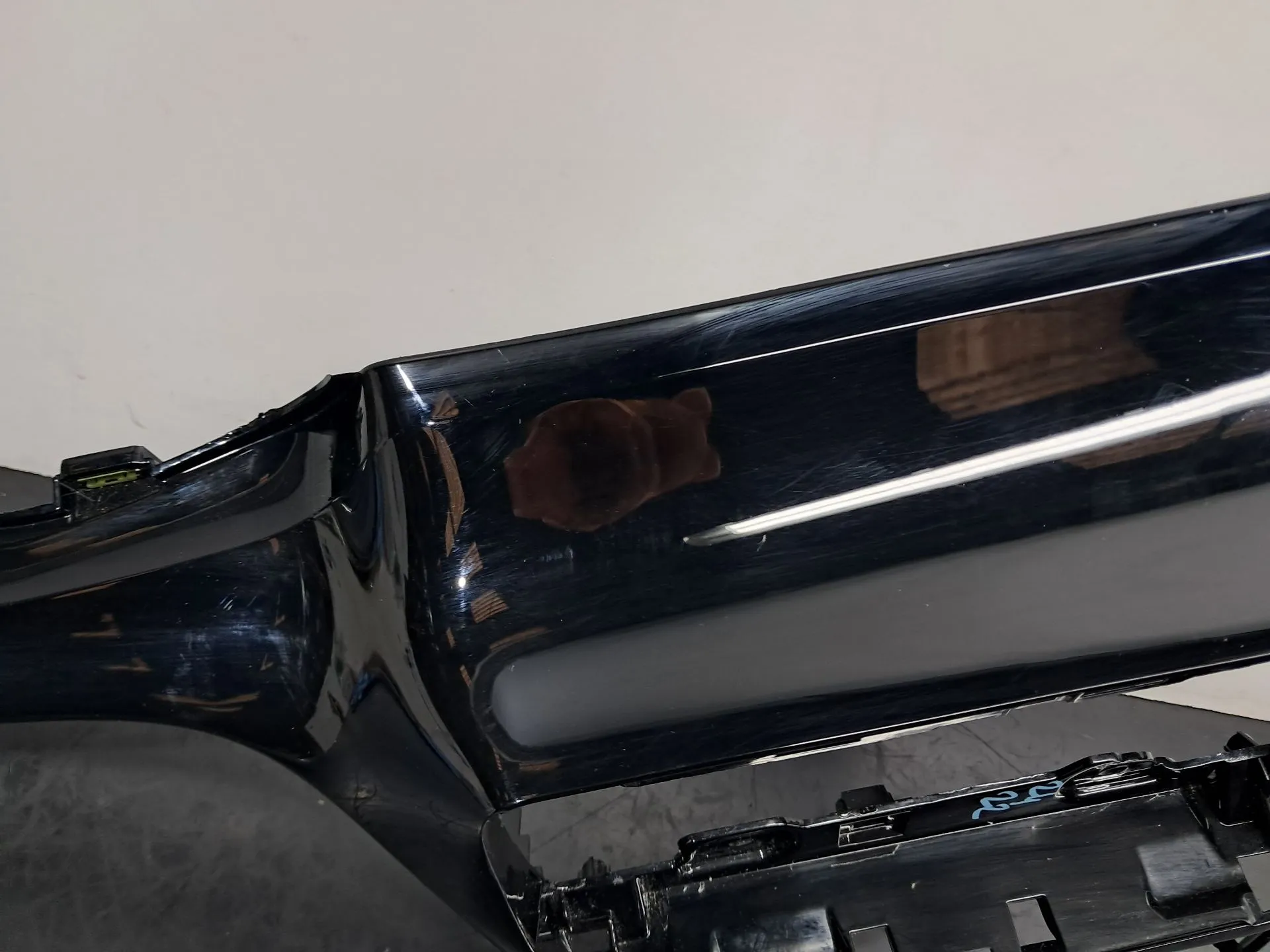 Friso tablier PEUGEOT 208 Imagem-6
