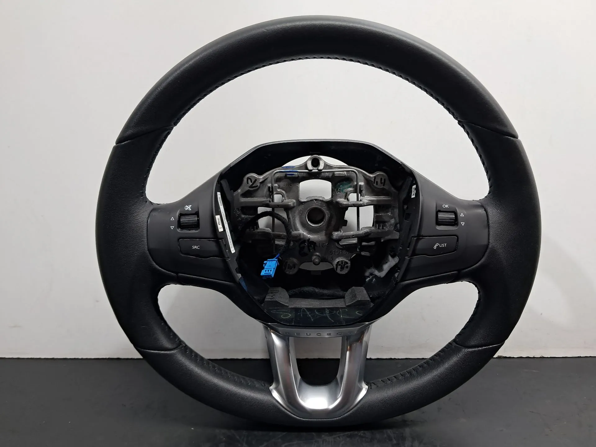 Volante PEUGEOT 208