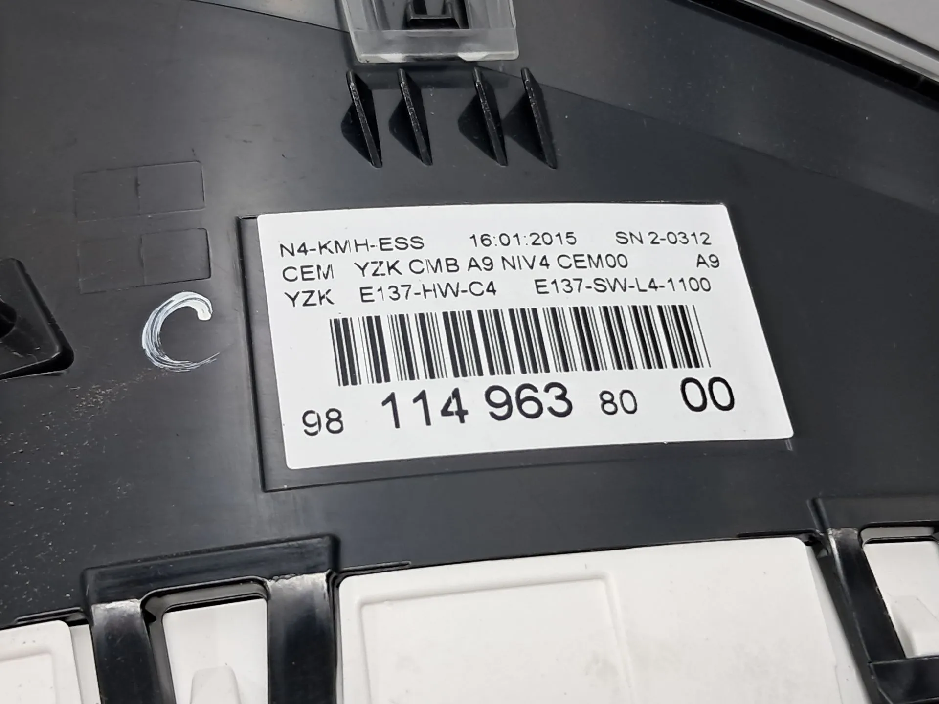 Quadrante / painel de instrumentos PEUGEOT 208 Imagem-5