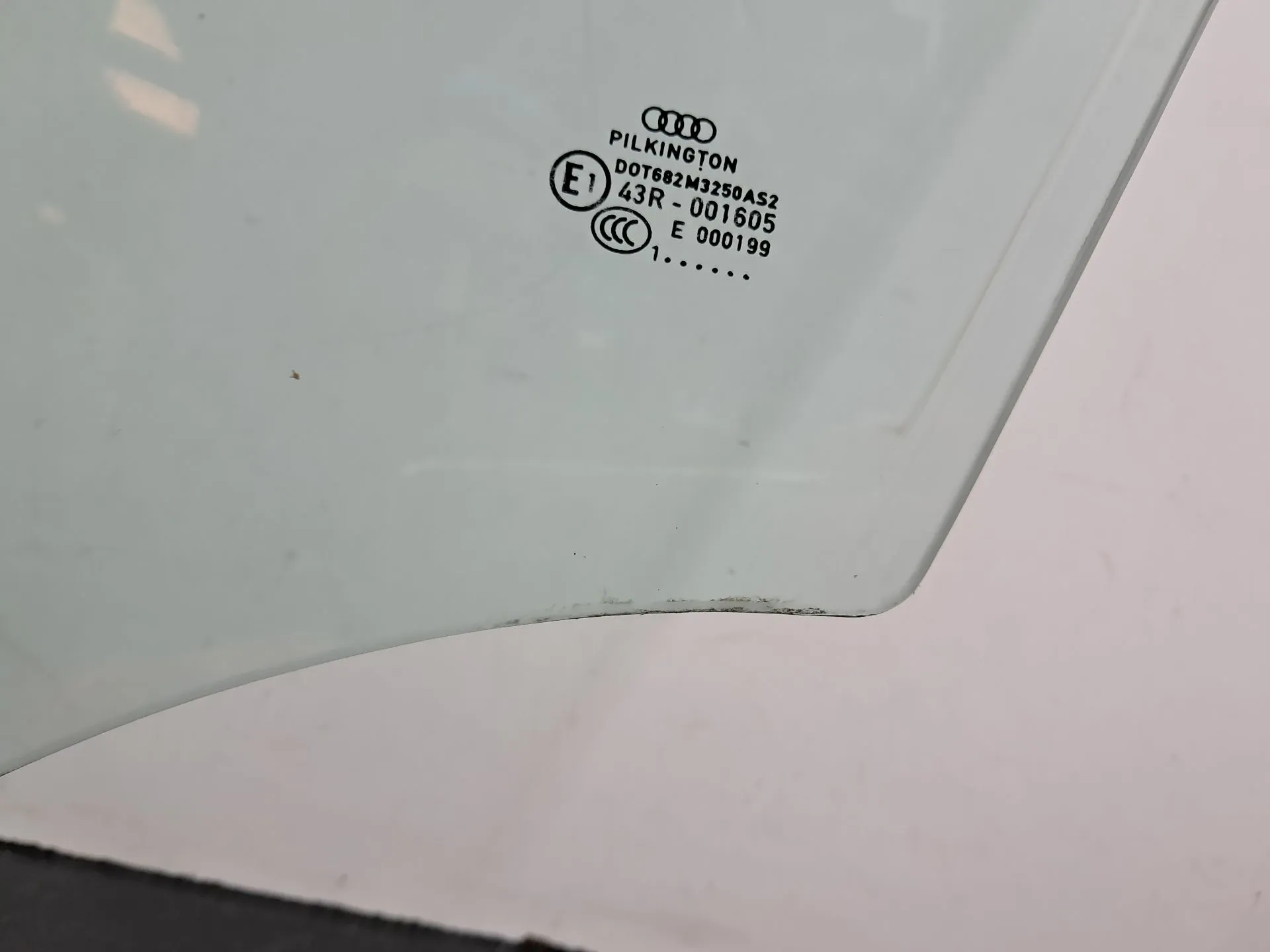 Vidro porta frente esquerda AUDI A4 Allroad (8KH, B8) Imagem-2