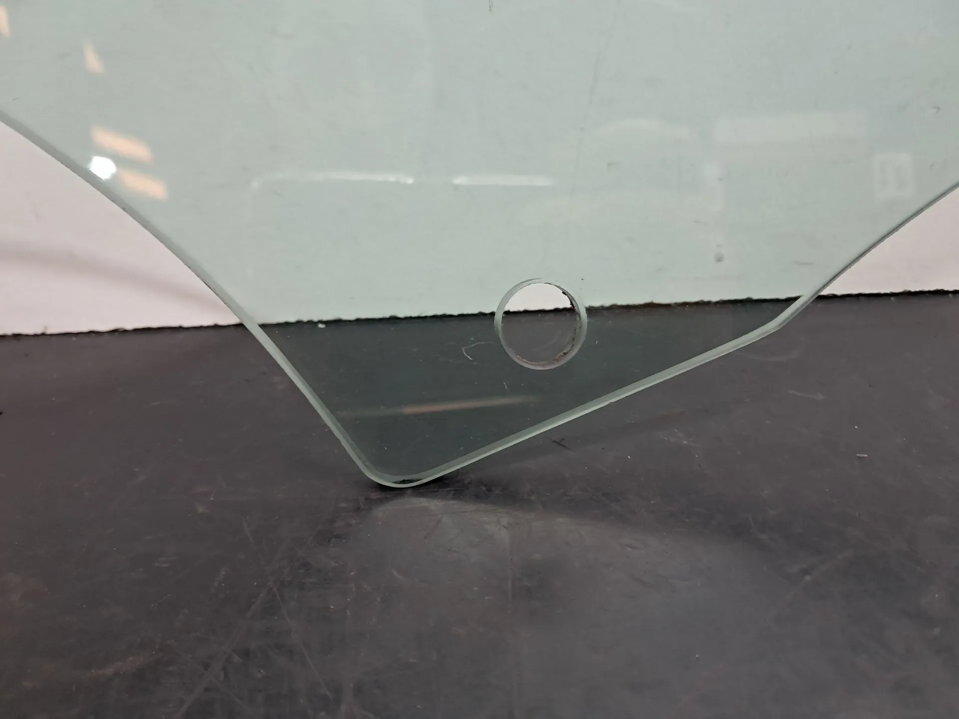 Vidro porta frente esquerda AUDI A4 Allroad (8KH, B8) Imagem-10