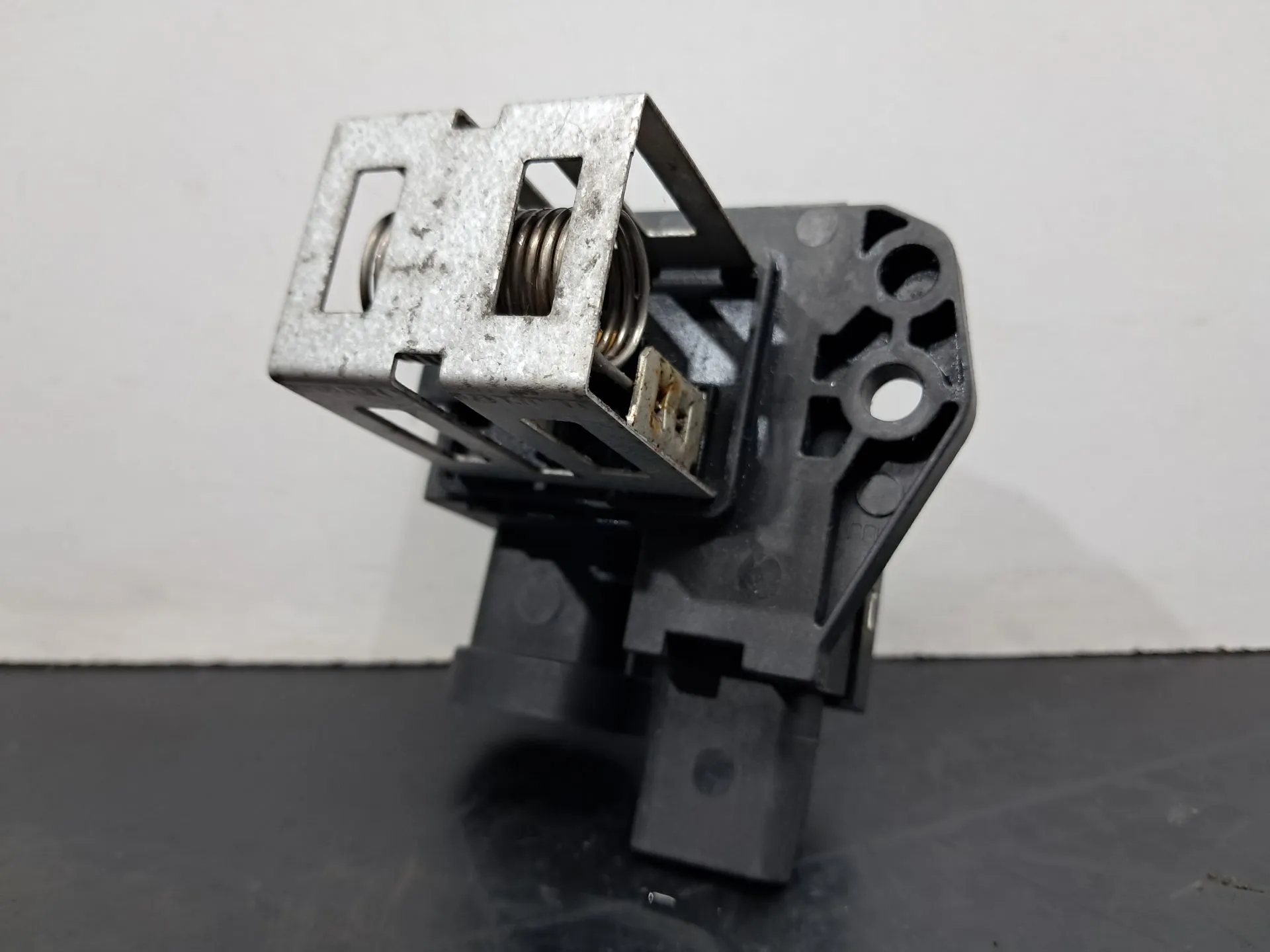 Resistência do ventilador / ventoínha PEUGEOT 208 Imagem-1