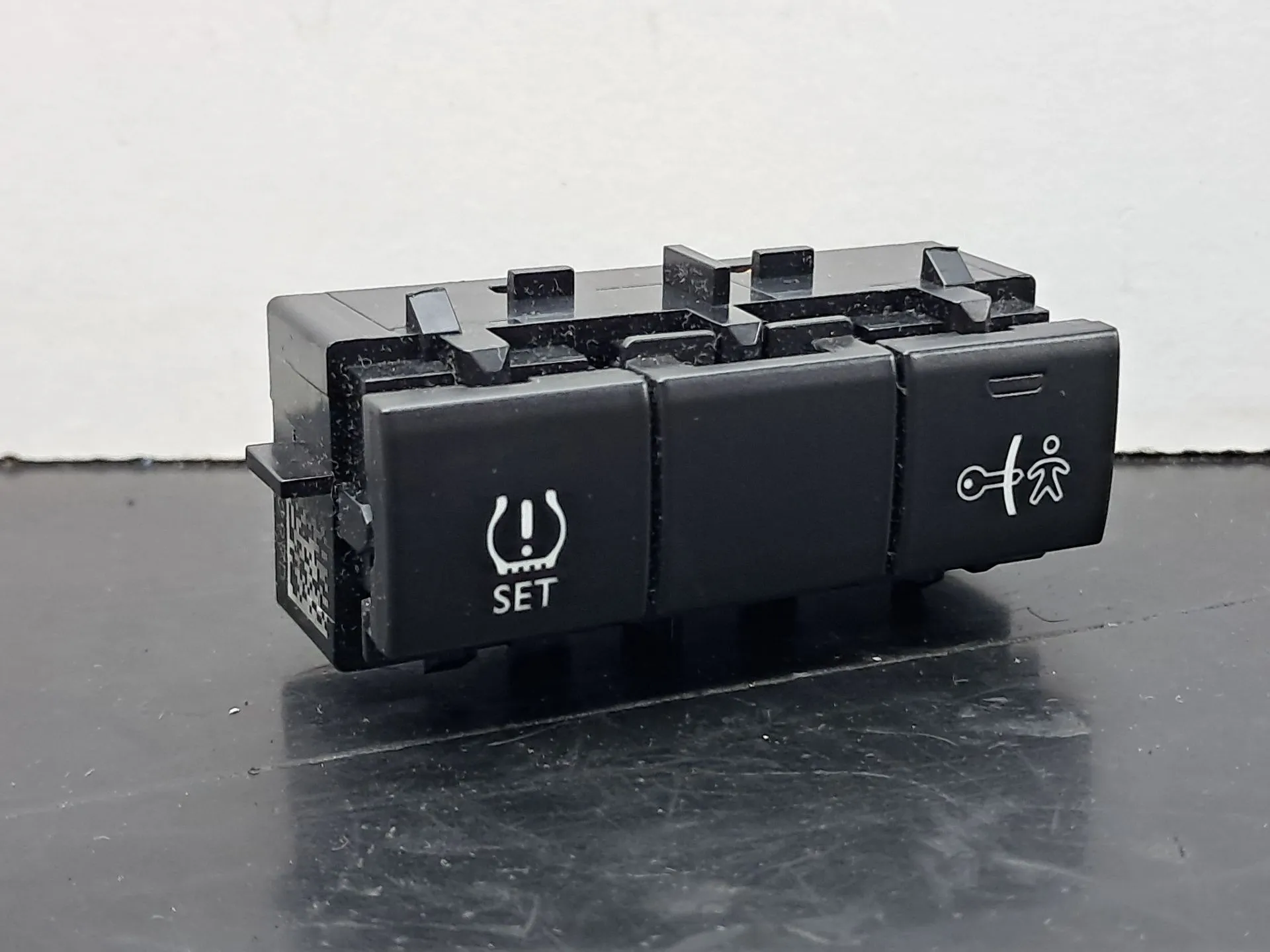 Comando / botão / interruptor multifunções PEUGEOT 208