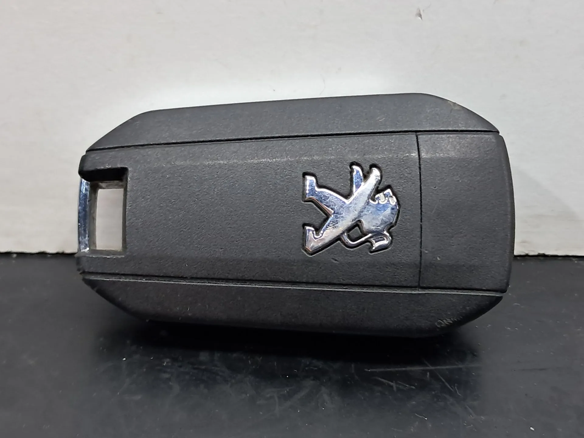 Chave / comando PEUGEOT 208 Imagem-1