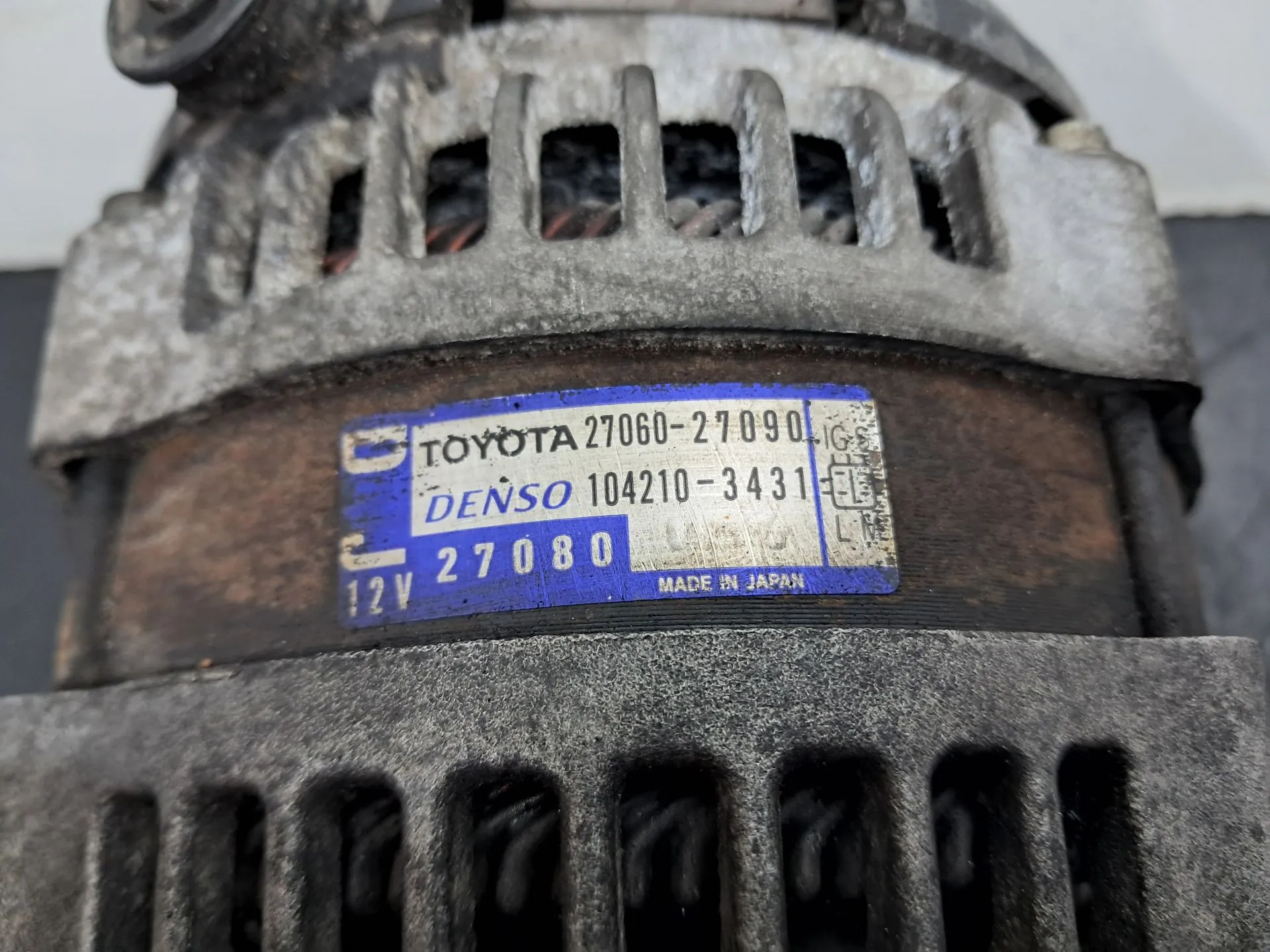 Alternador TOYOTA Avensis Liftback (_T25_) Imagem-2