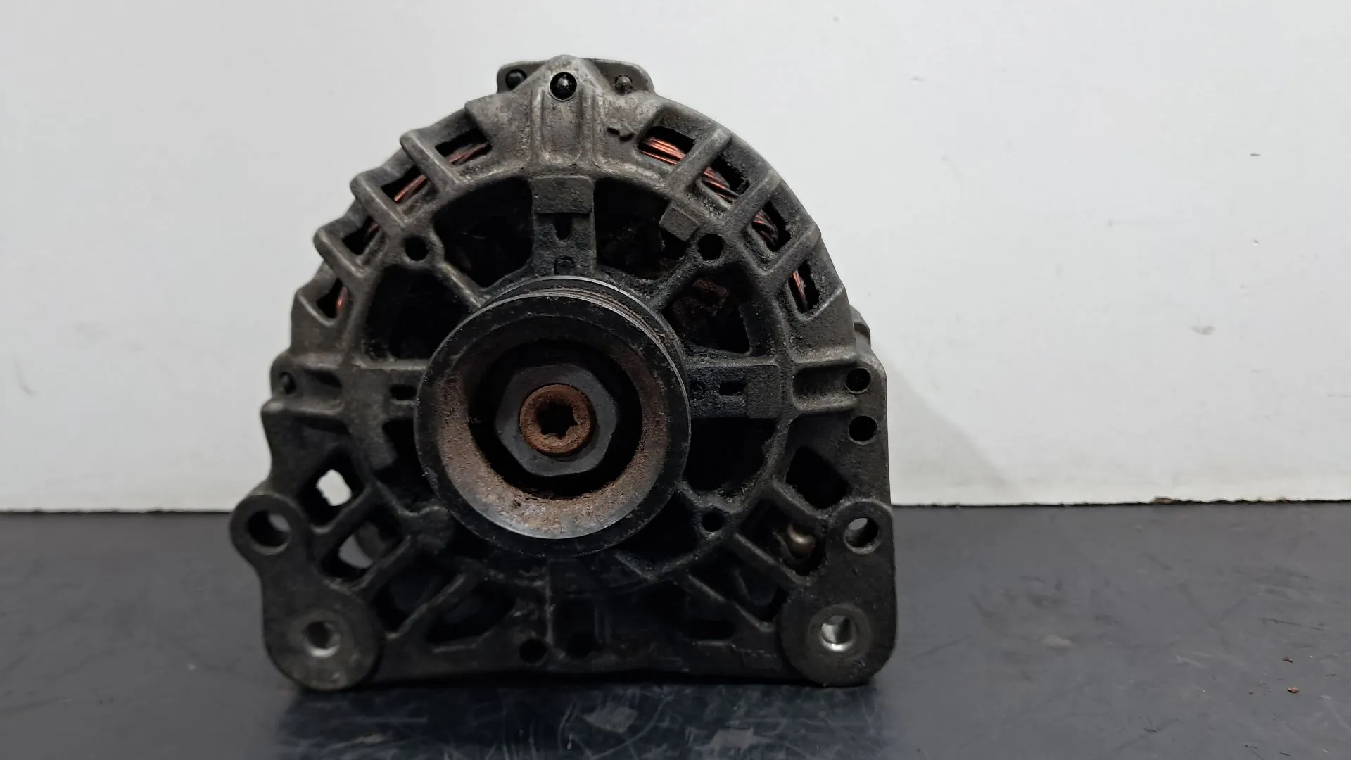 Alternador SKODA Fabia I Hatchback (6Y2) Imagem-1