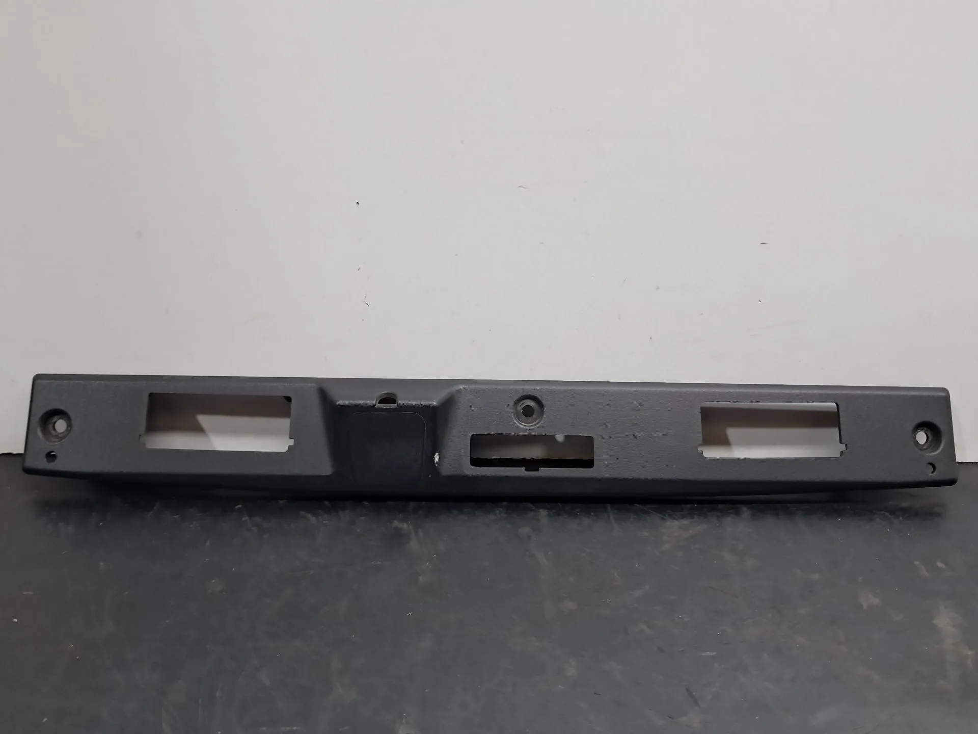 Friso da porta / tampa da mala RENAULT Kadjar (HA_, HL_)