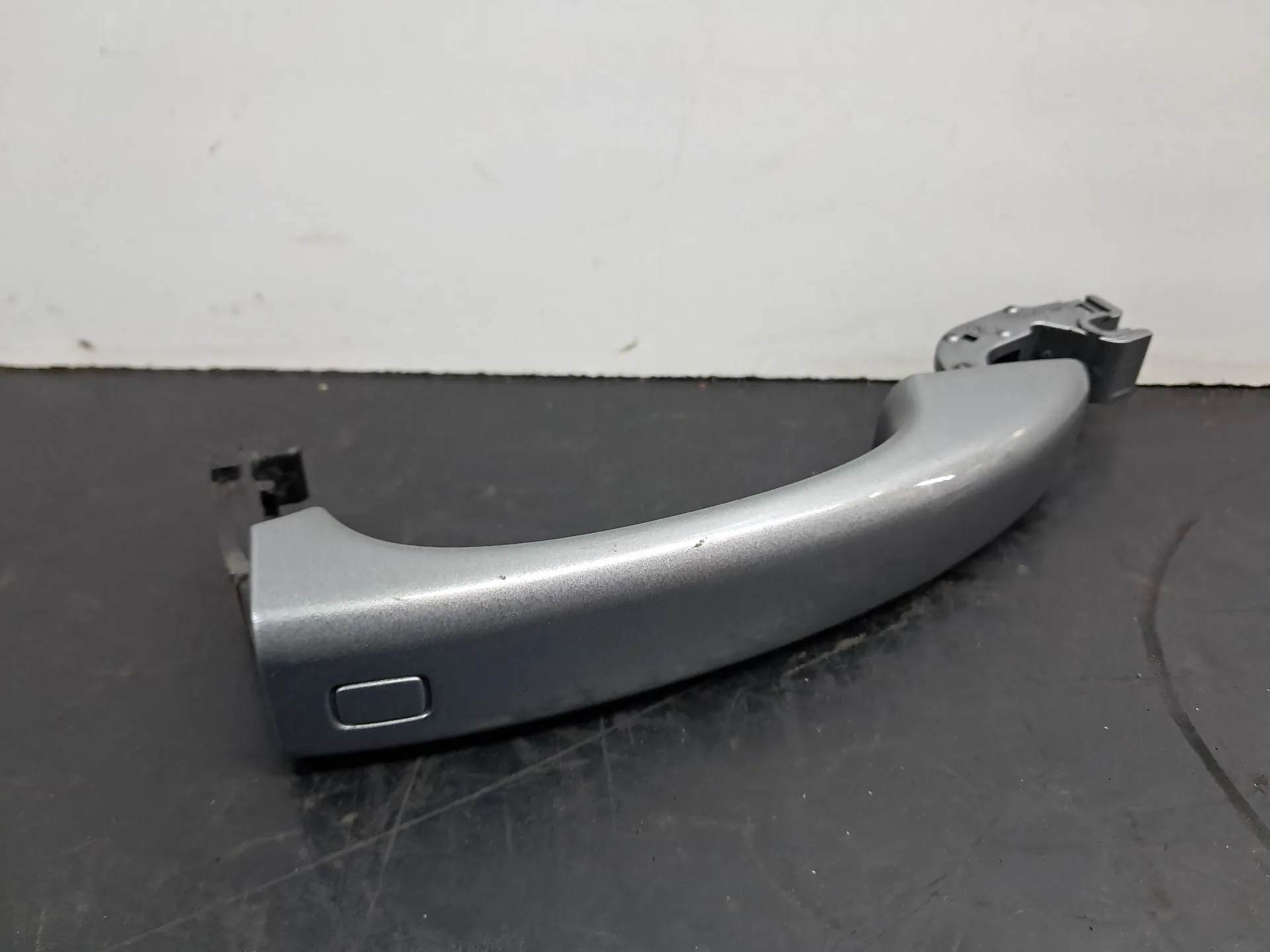Puxador porta trás direito AUDI Q5 (8R)