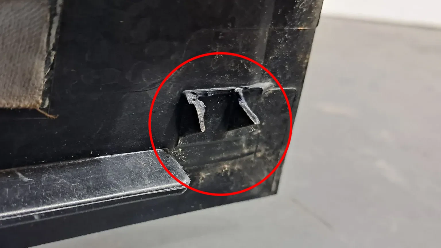 Moldura puerta trasera derecha AUDI Q5 (8R) Imagem-7