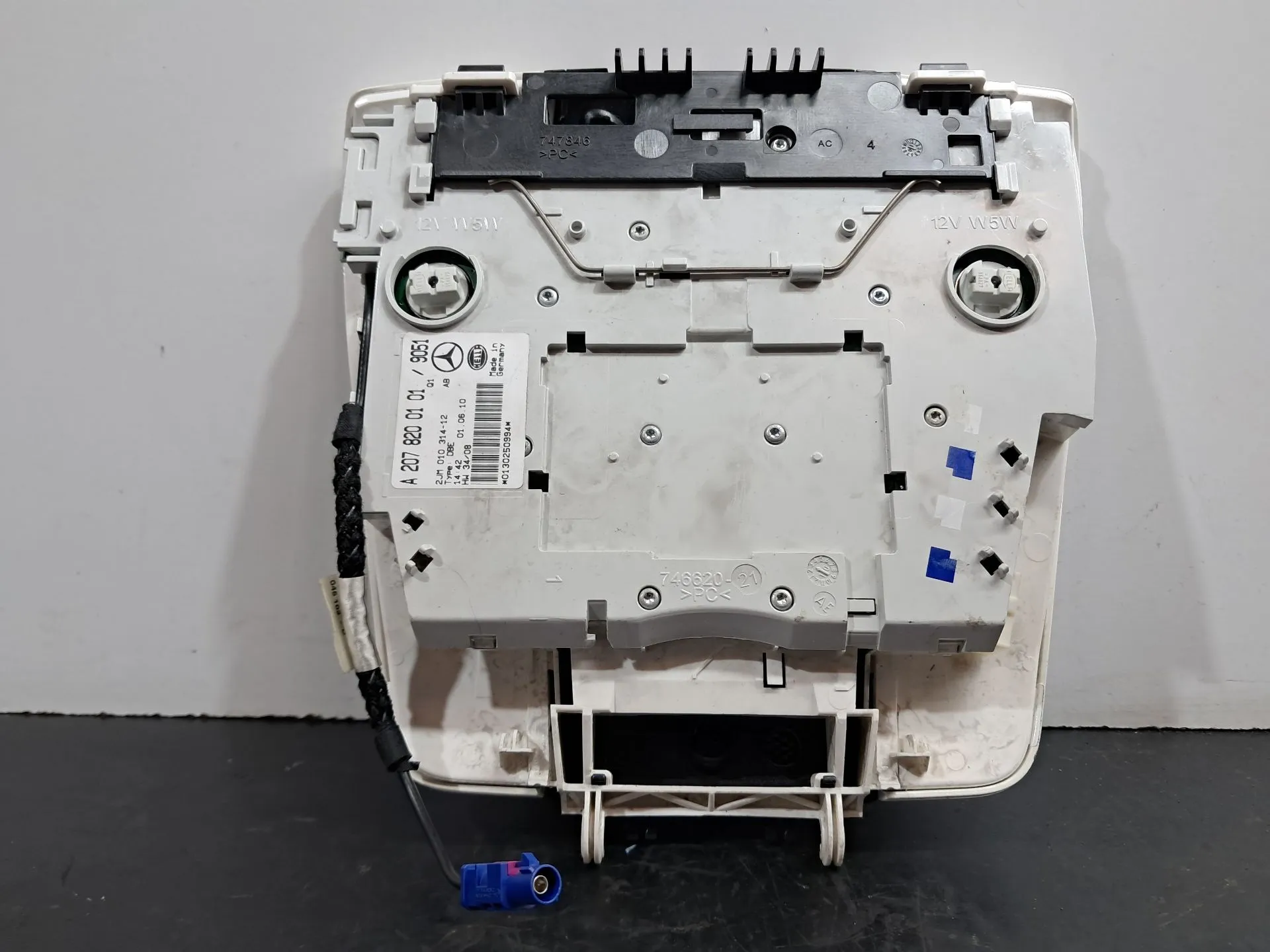 Plafoniera anteriore MERCEDES-BENZ Classe E Cabriolet (A207) Imagem-3