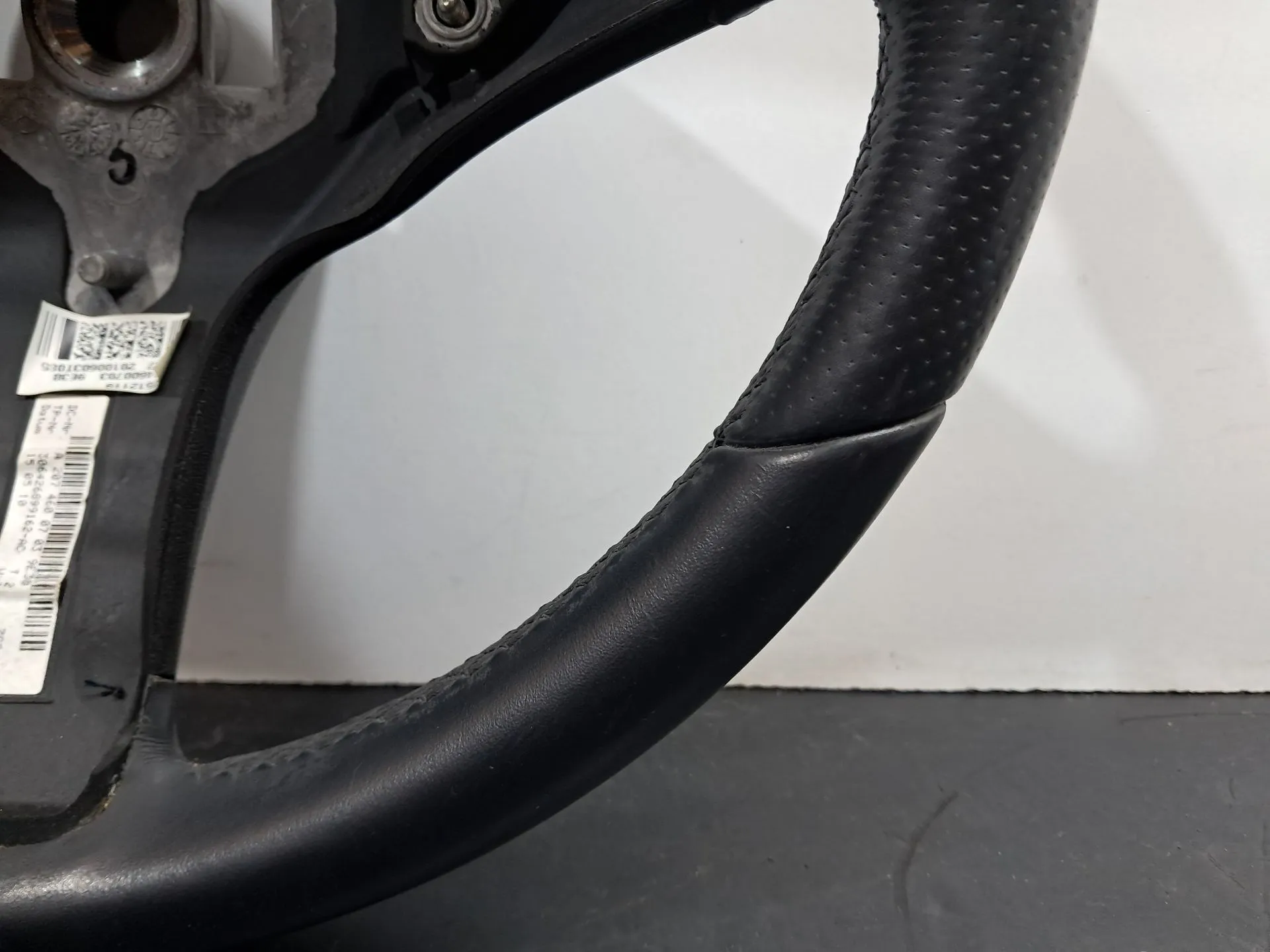 Volante MERCEDES-BENZ Classe E Cabriolet (A207) Imagem-8