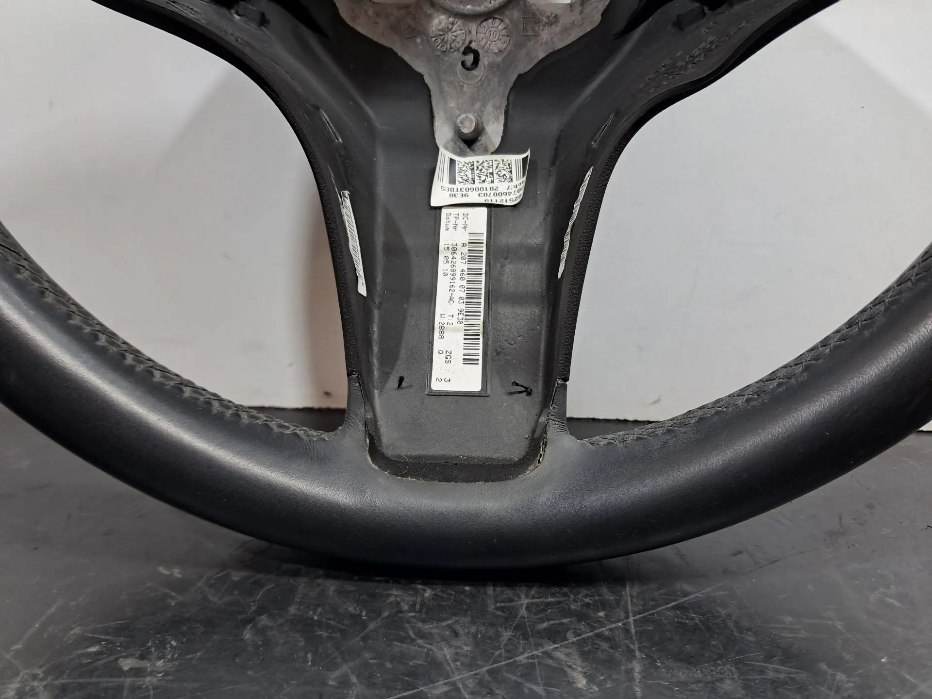 Volante MERCEDES-BENZ Classe E Cabriolet (A207) Imagem-1