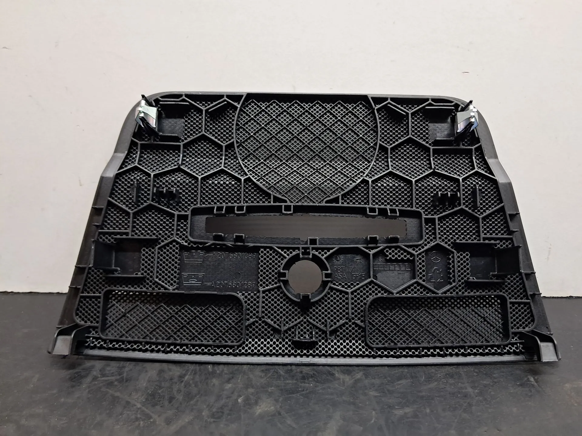 Diffusore / uscita aria MERCEDES-BENZ Classe E Cabriolet (A207) Imagem-2