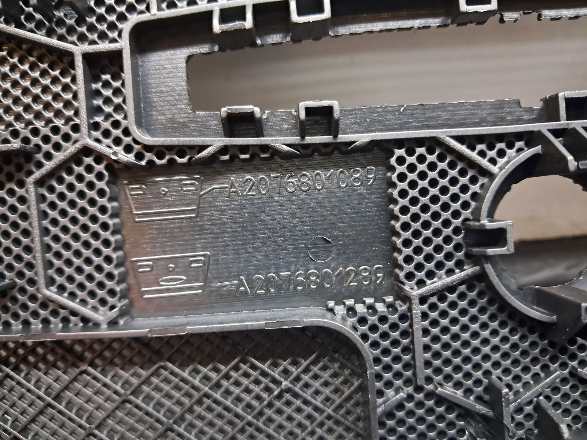 Diffusore / uscita aria MERCEDES-BENZ Classe E Cabriolet (A207) Imagem-3