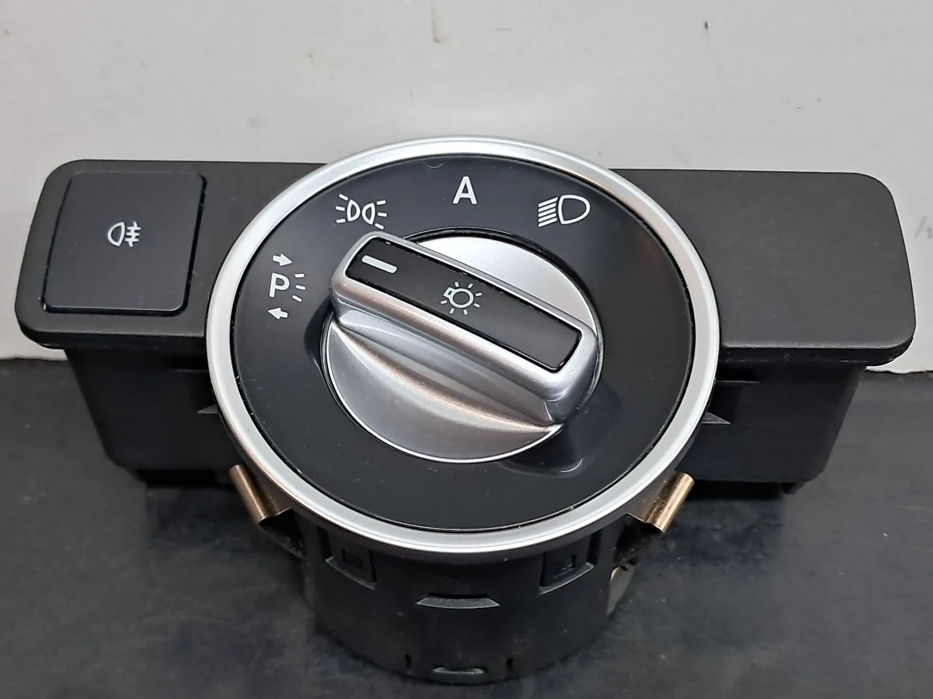 Botón / interruptor de luces MERCEDES-BENZ Classe E Cabriolet (A207) Imagem-1