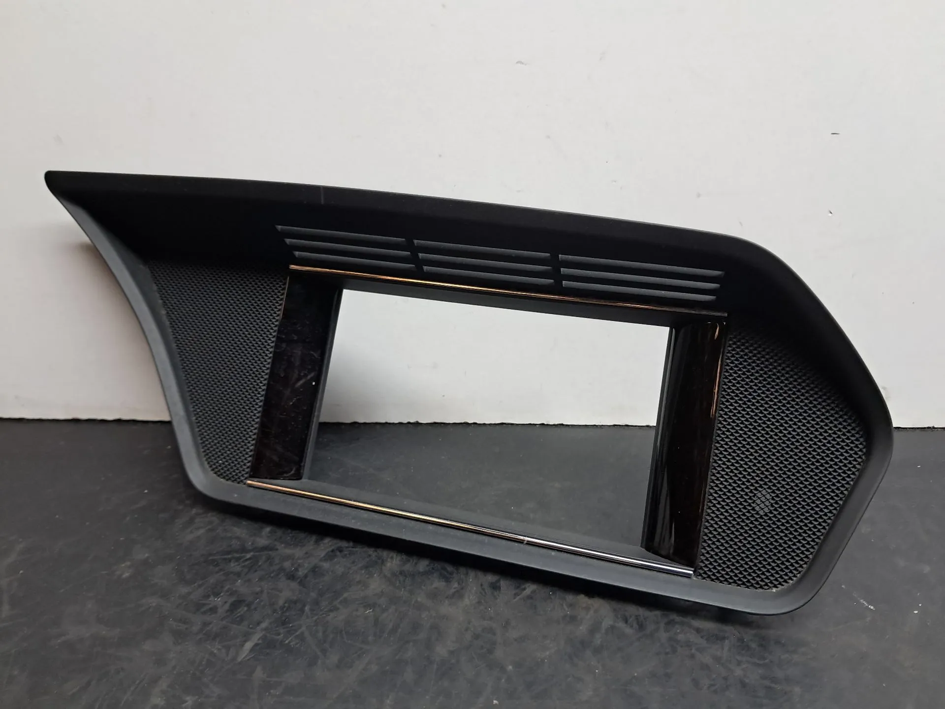 Cornice console centrale / radio / anello MERCEDES-BENZ Classe E Cabriolet (A207)