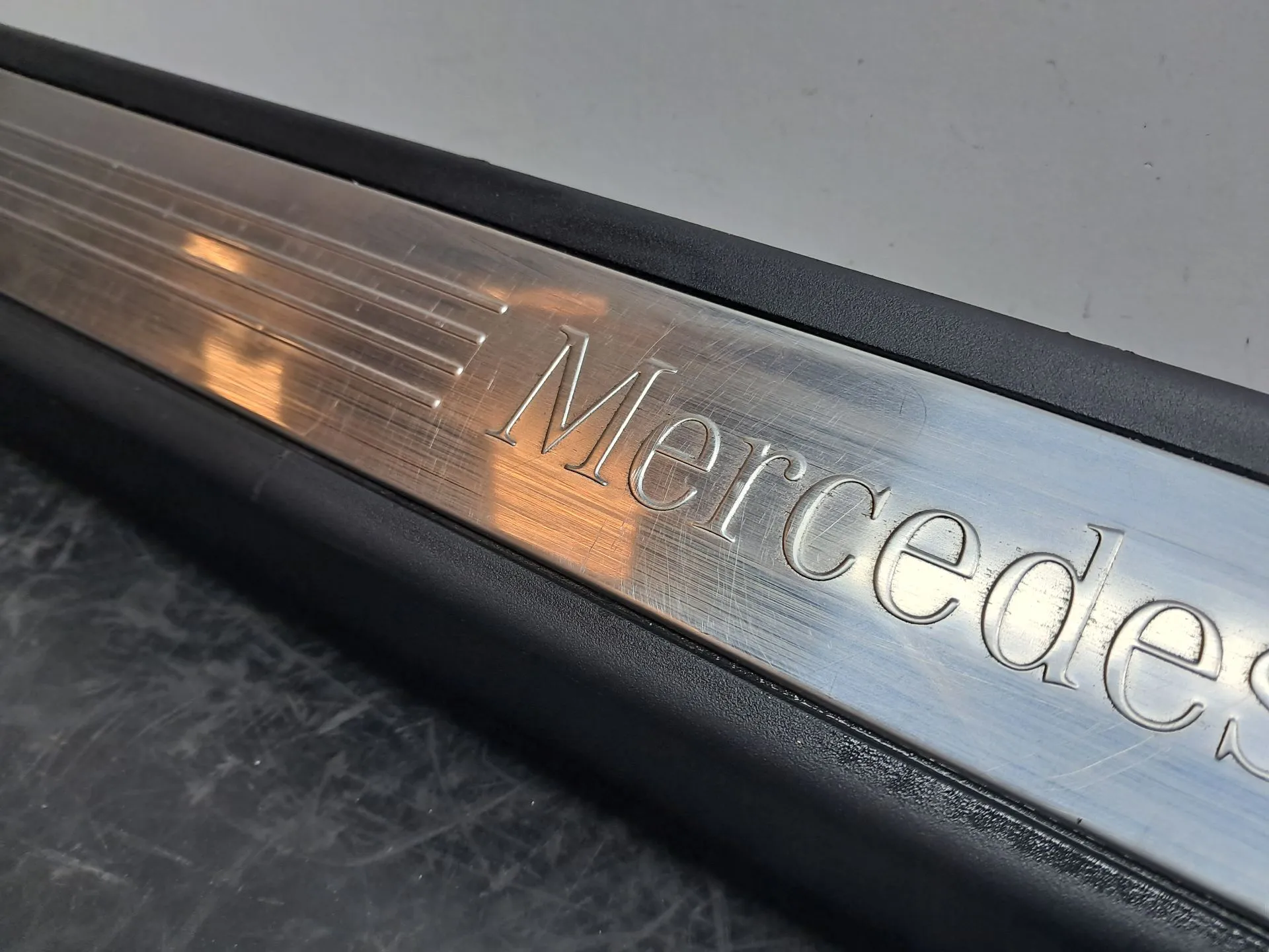 Right front door sill MERCEDES-BENZ Classe E Cabriolet (A207) Imagem-2