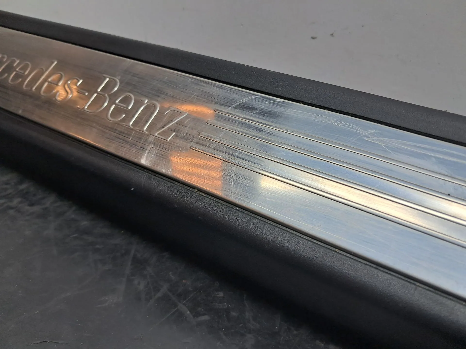 Right front door sill MERCEDES-BENZ Classe E Cabriolet (A207) Imagem-3