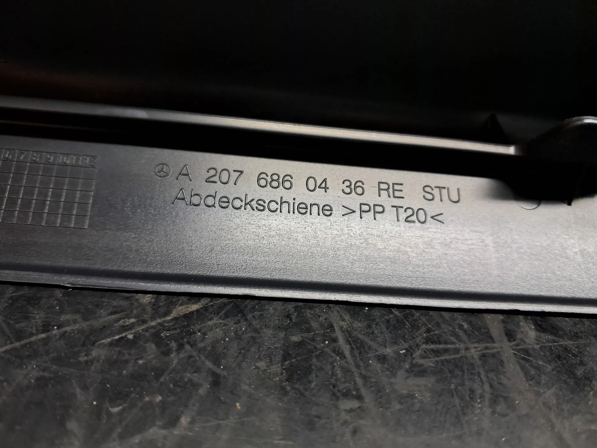 Right front door sill MERCEDES-BENZ Classe E Cabriolet (A207) Imagem-7