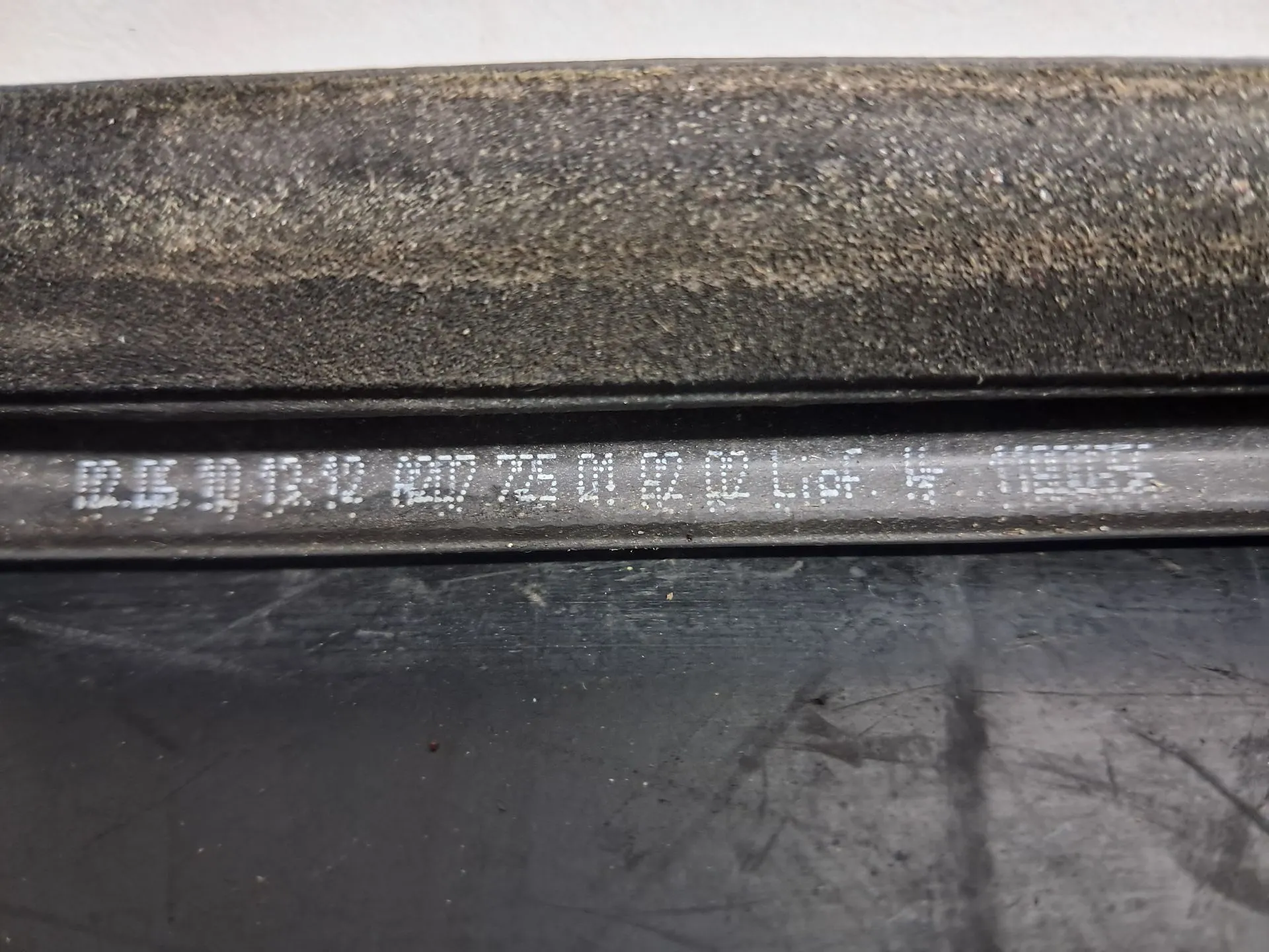 Moldura puerta delantera izquierda MERCEDES-BENZ Classe E Cabriolet (A207) Imagem-8