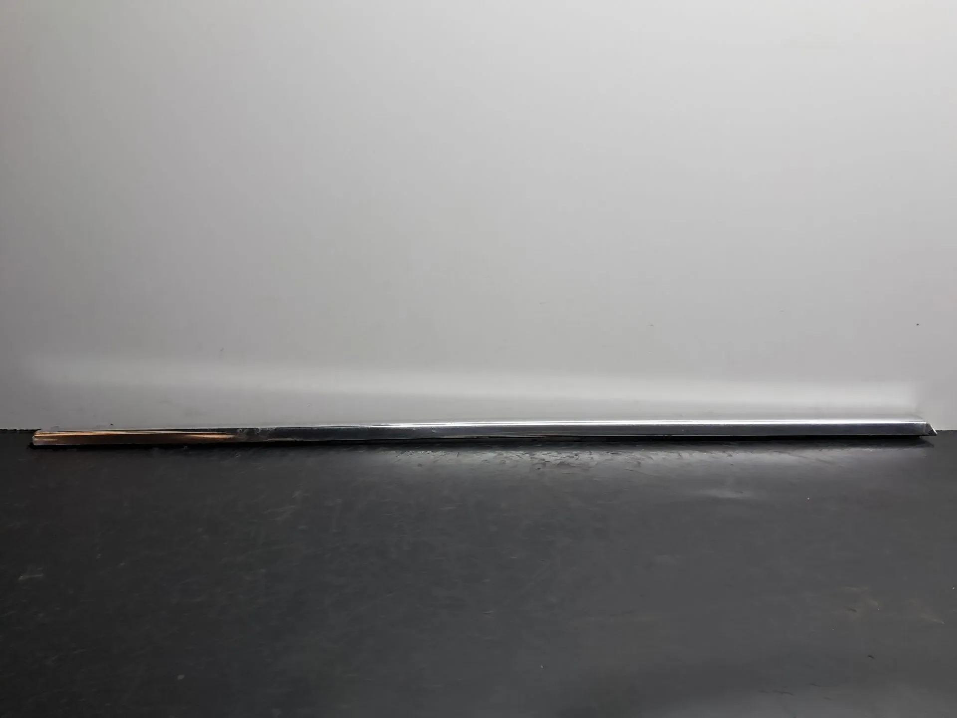 Moldura puerta delantera izquierda MERCEDES-BENZ Classe E Cabriolet (A207)