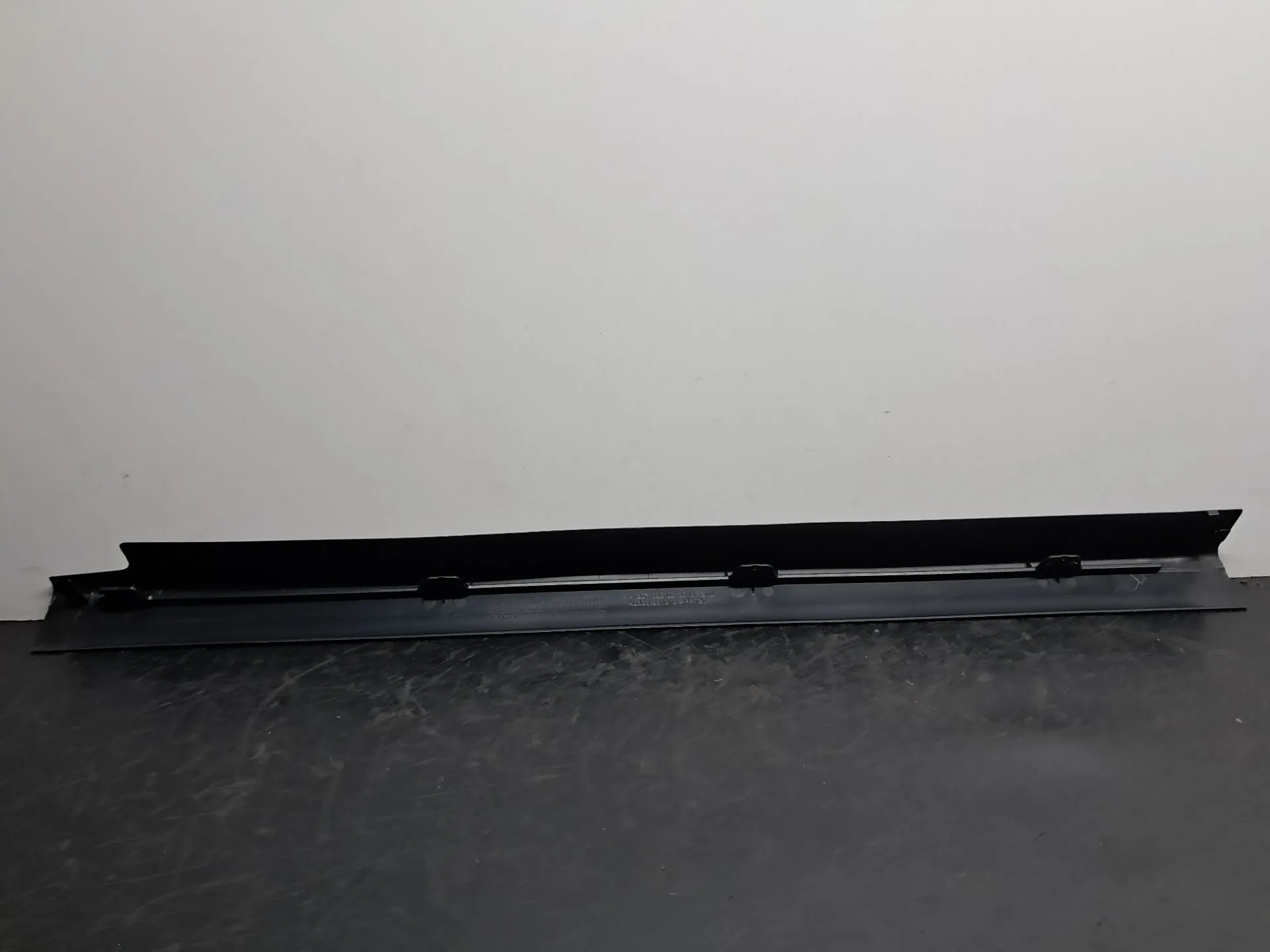 Seuil de porte avant gauche MERCEDES-BENZ Classe E Cabriolet (A207) Imagem-5