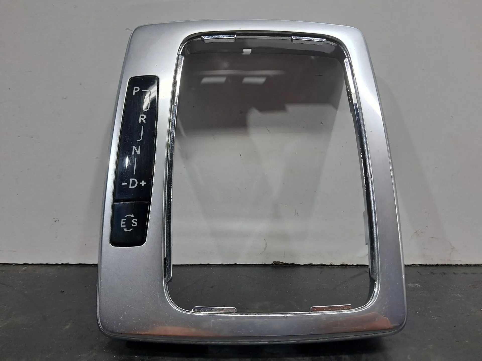 Anneau Sélecteur De Vitesses MERCEDES-BENZ Classe E Cabriolet (A207) Imagem-1