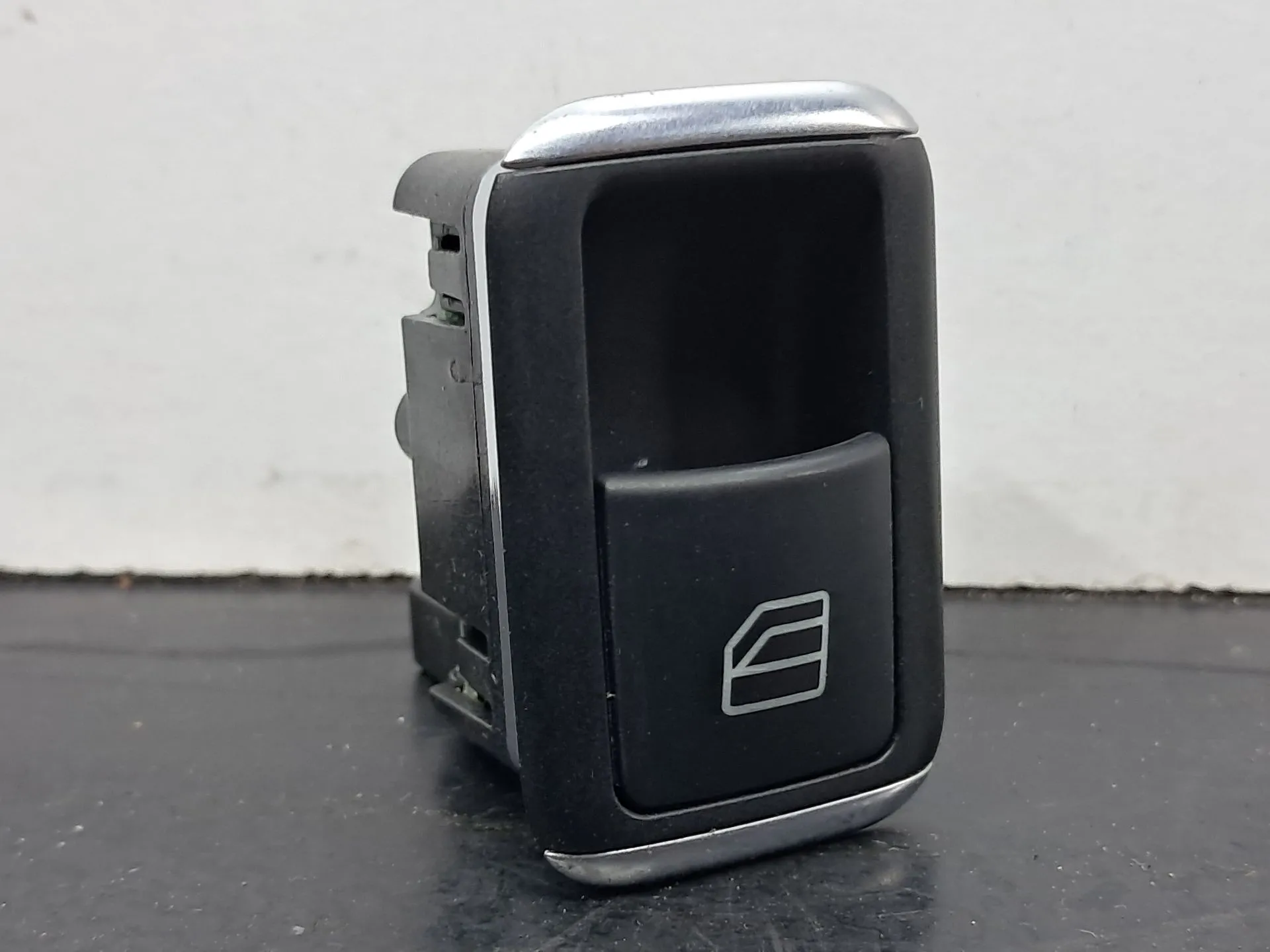 Comando / interruttore alzacristallo posteriore destro MERCEDES-BENZ Classe E Cabriolet (A207)