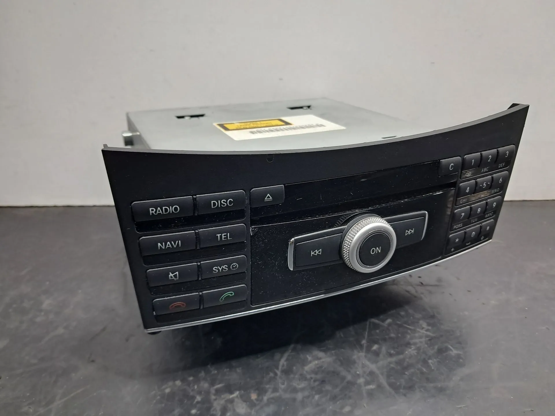 Rádio / auto-rádio MERCEDES-BENZ Classe E Cabriolet (A207)