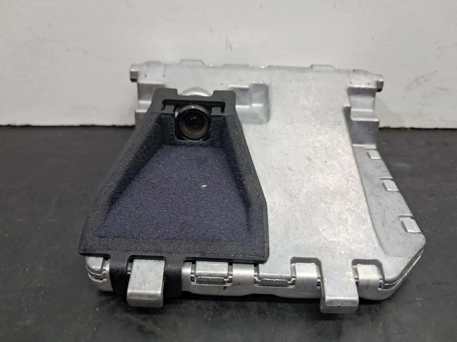 Câmera frontal MERCEDES-BENZ Classe E Cabriolet (A207) Imagem-3