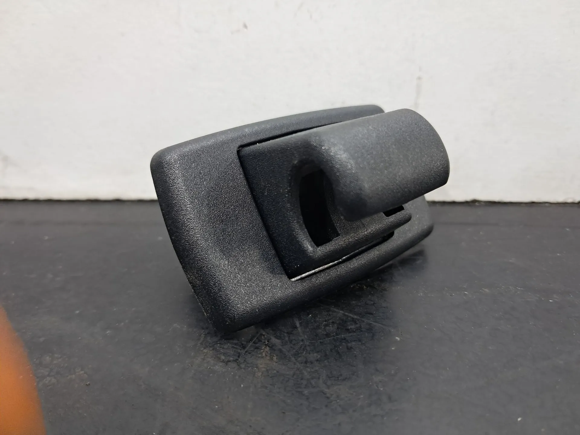 Soporte parasol Izquierdo MERCEDES-BENZ Classe E Cabriolet (A207) Imagem-1