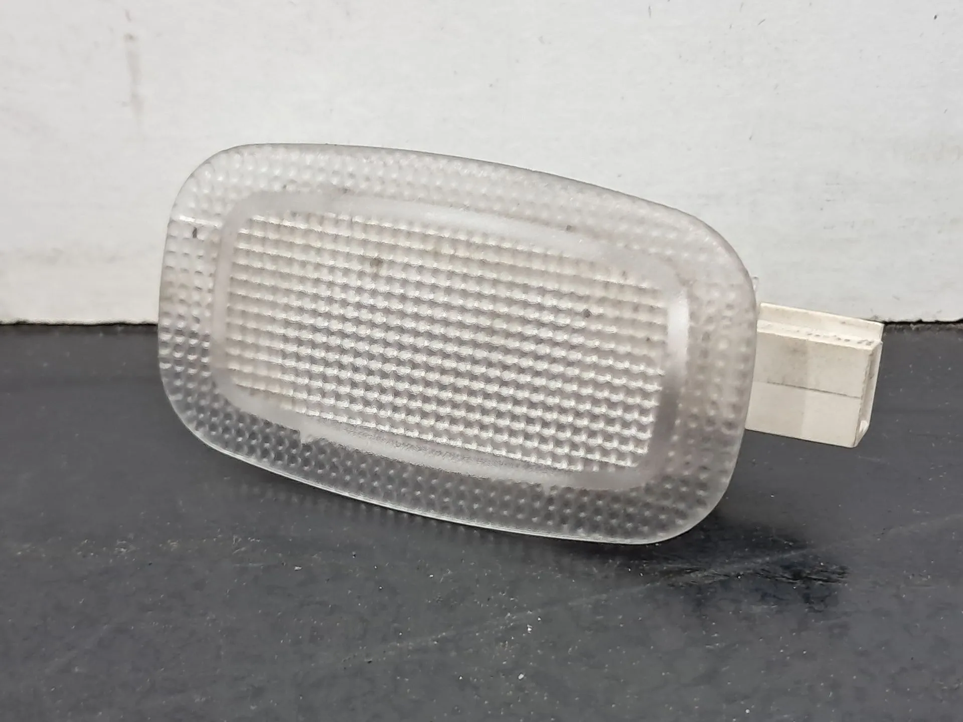 Luz interior MERCEDES-BENZ Classe E Cabriolet (A207) | 2010 - 2016