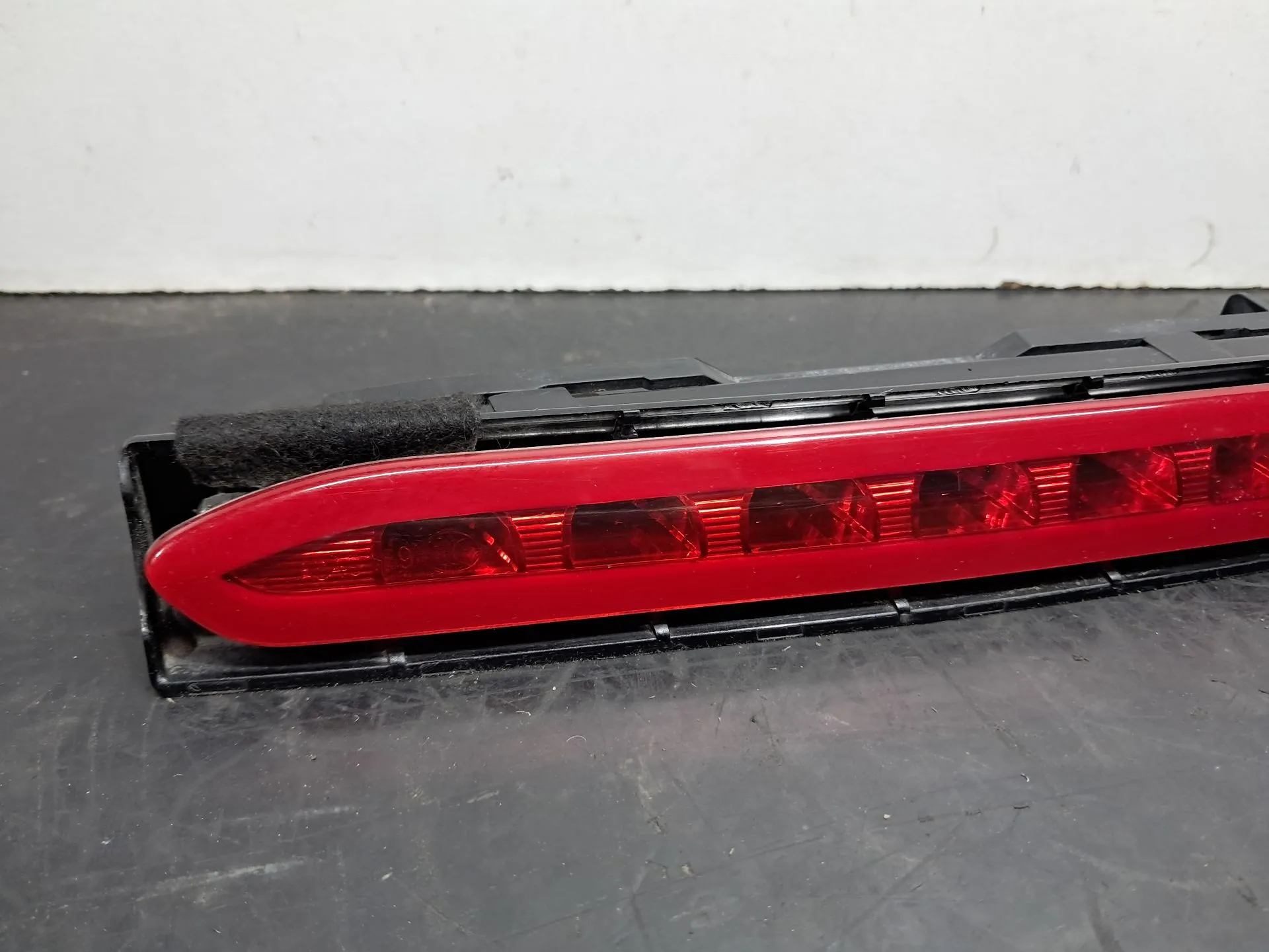 Luce stop aggiuntiva / terzo stop MERCEDES-BENZ Classe E Cabriolet (A207) Imagem-4