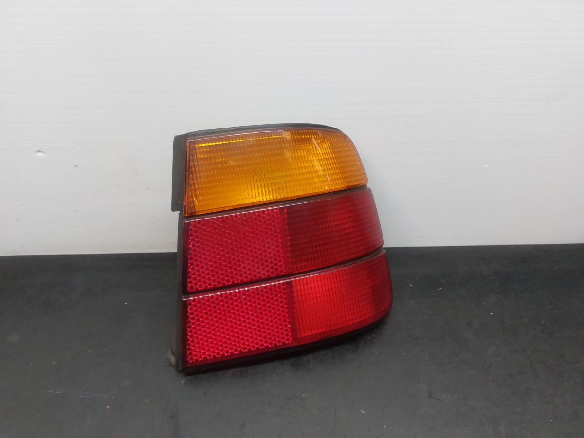 Feu arrière Droite BMW 5 (E34)