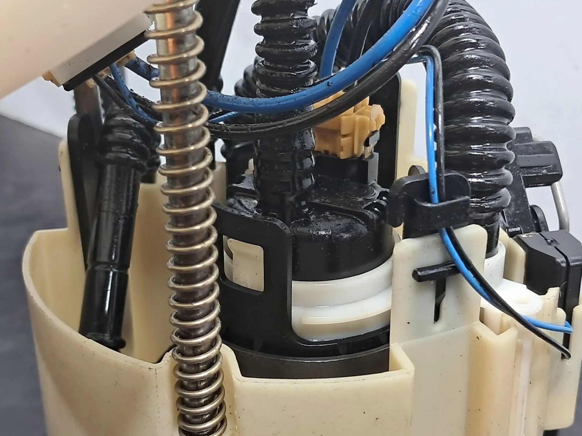 Pompa carburante MERCEDES-BENZ Classe E Cabriolet (A207) Imagem-7