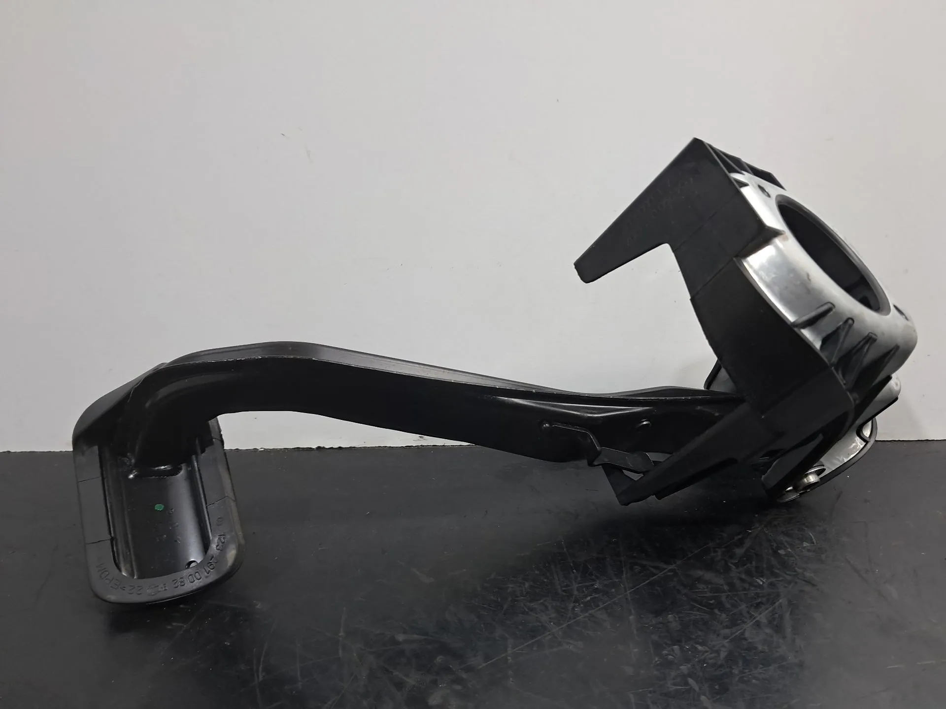 Pedale del freno MERCEDES-BENZ Classe E Cabriolet (A207) Imagem-3