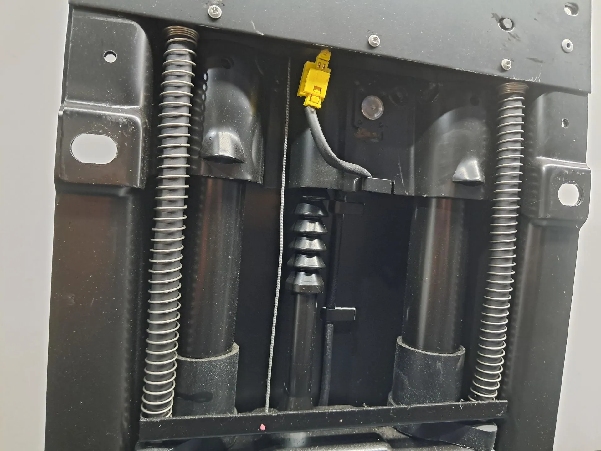 Poggiatesta MERCEDES-BENZ Classe E Cabriolet (A207) Imagem-3