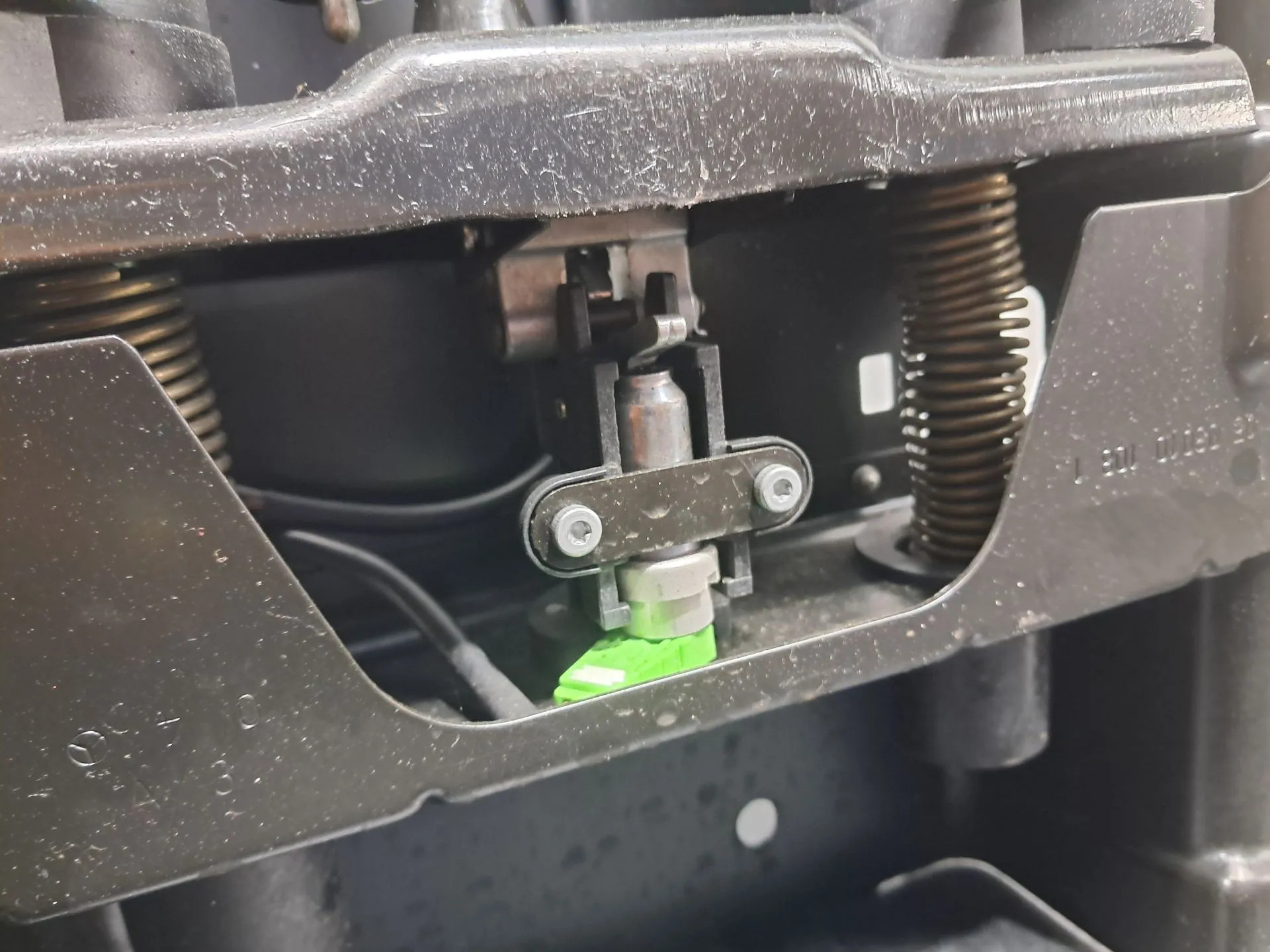 Poggiatesta MERCEDES-BENZ Classe E Cabriolet (A207) Imagem-4