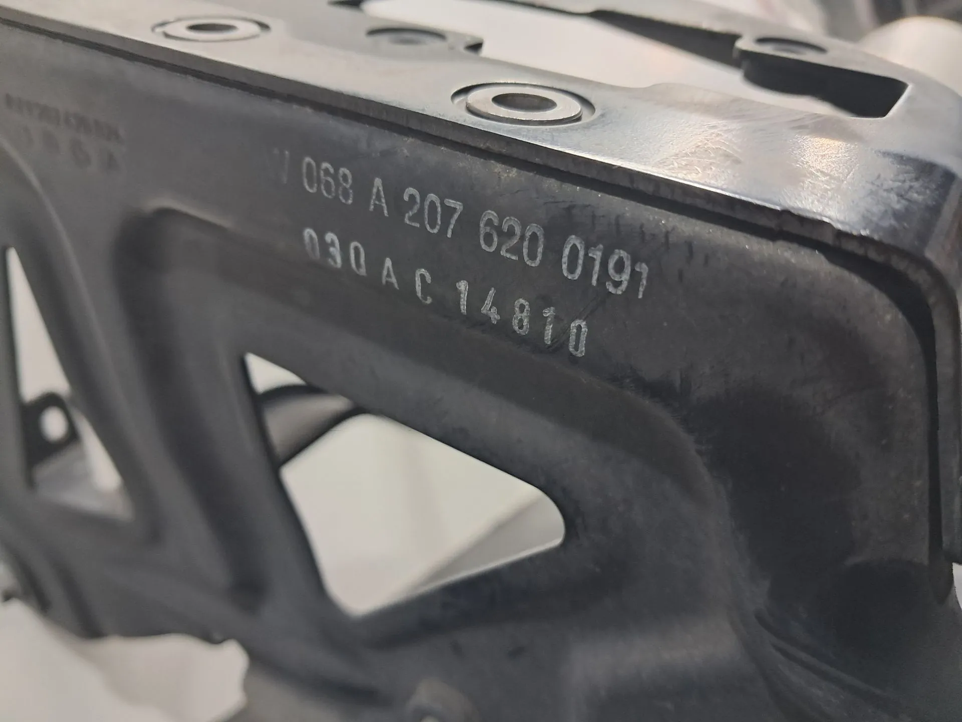 Supporto generico MERCEDES-BENZ Classe E Cabriolet (A207) Imagem-2