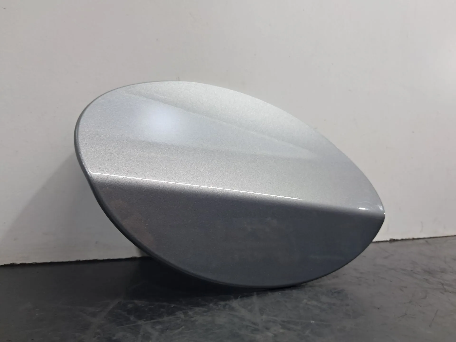 Tappo serbatoio carburante MERCEDES-BENZ Classe E Cabriolet (A207) Imagem-1