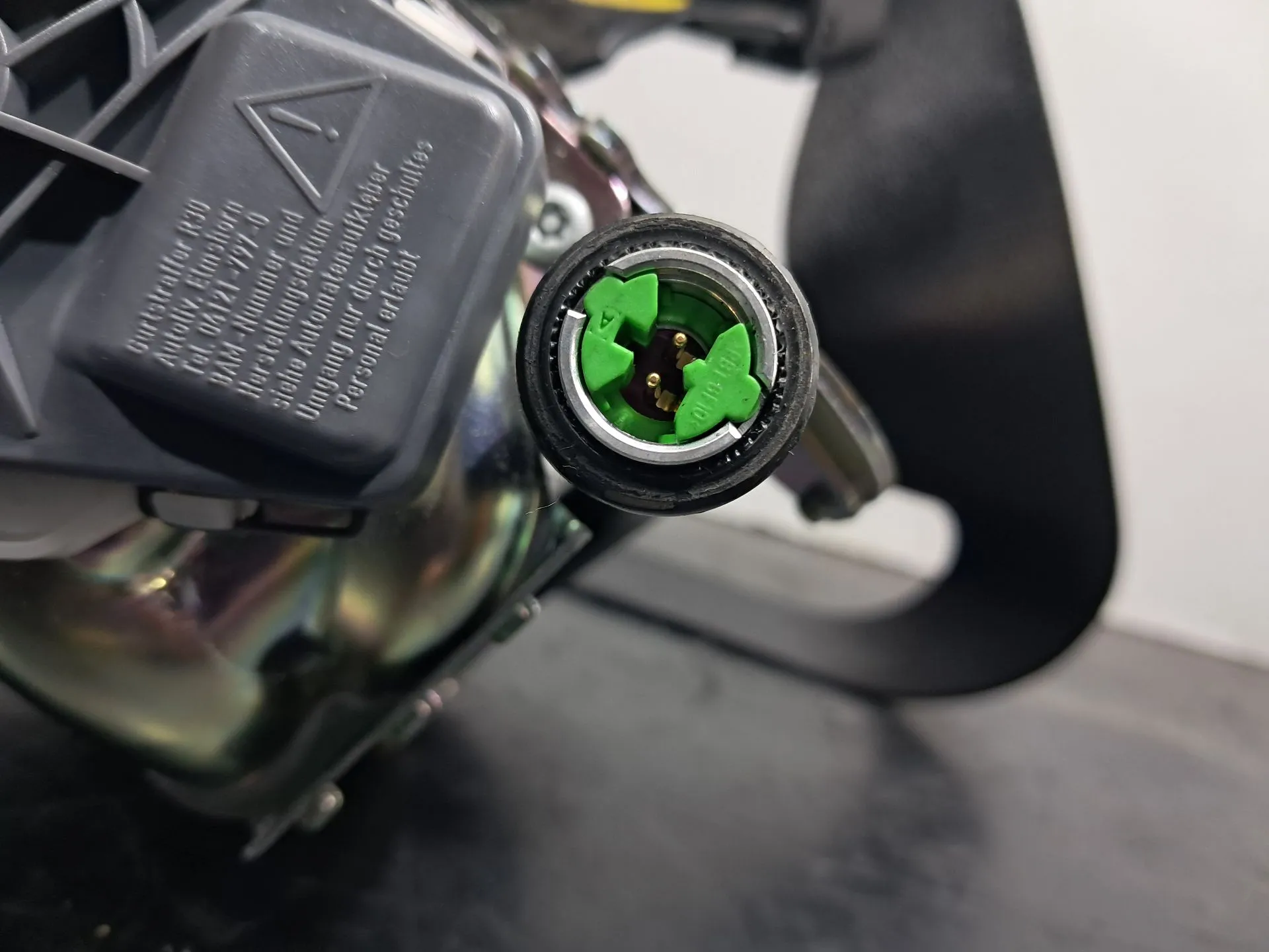 Cinturón delantero izquierdo MERCEDES-BENZ Classe E Cabriolet (A207) Imagem-6