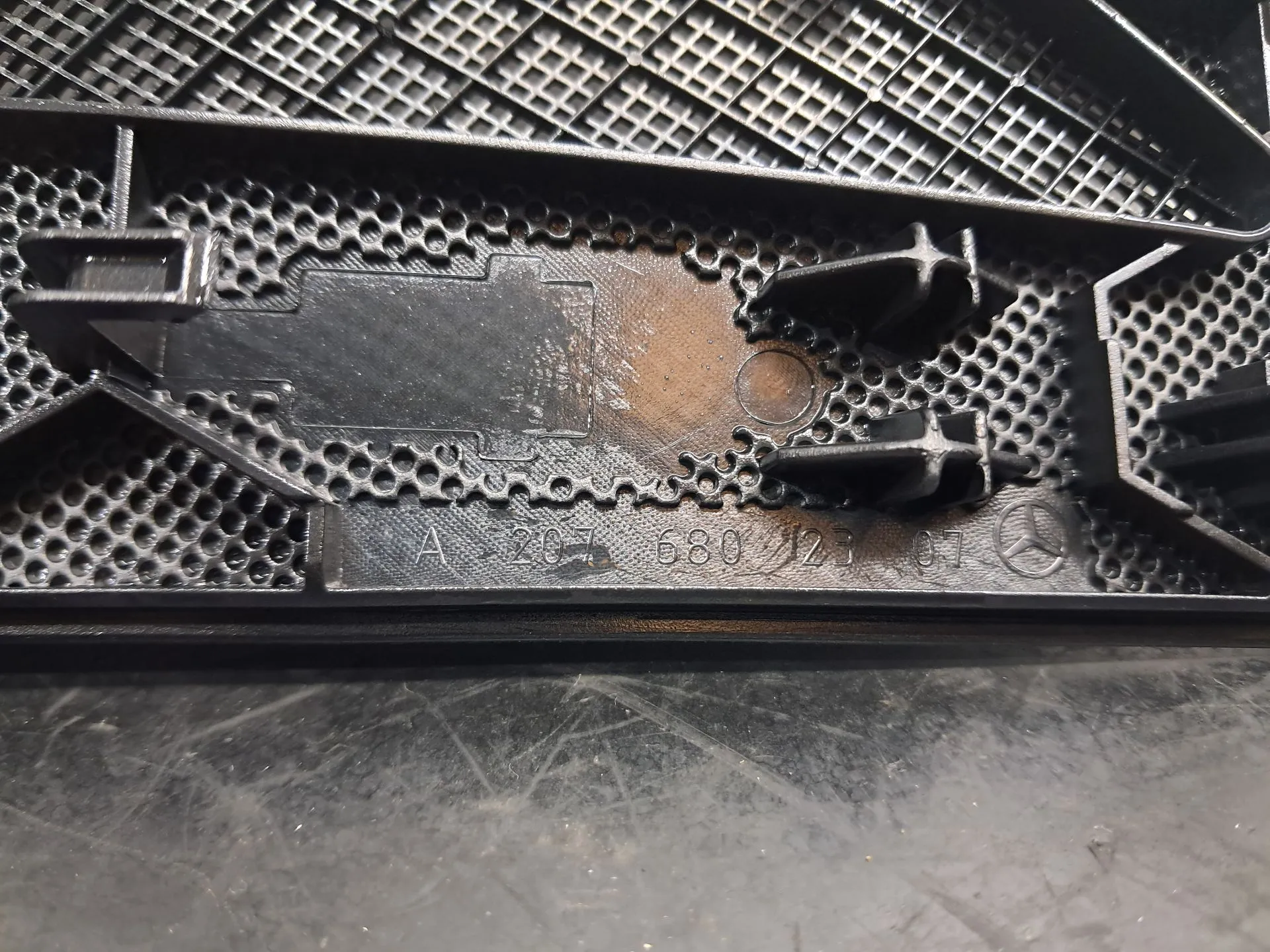 Diffuser / air vent MERCEDES-BENZ Classe E Cabriolet (A207) Imagem-6