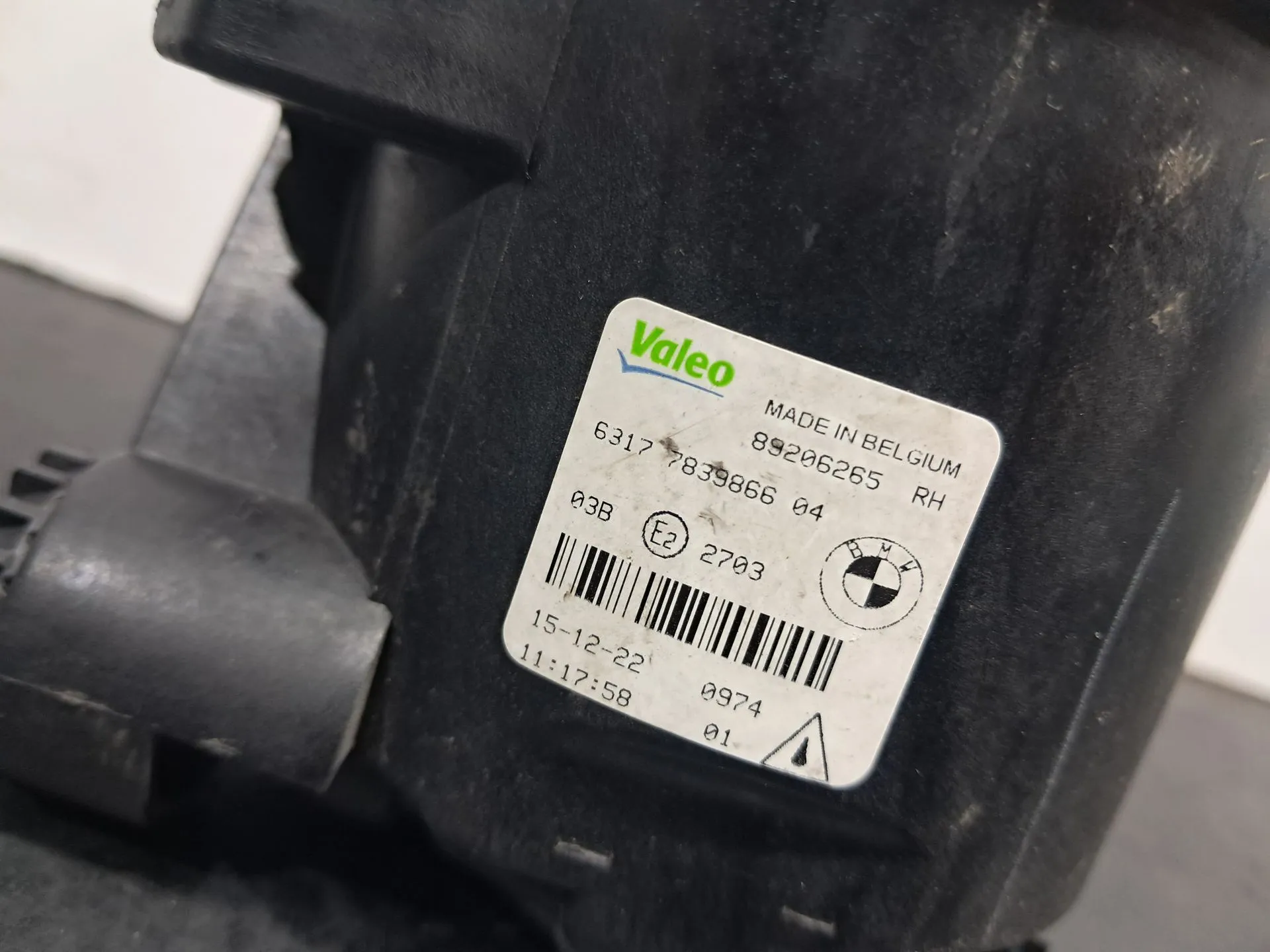 Feu antibrouillard Avant Droite BMW 3 Cabriolet (E93) Imagem-2