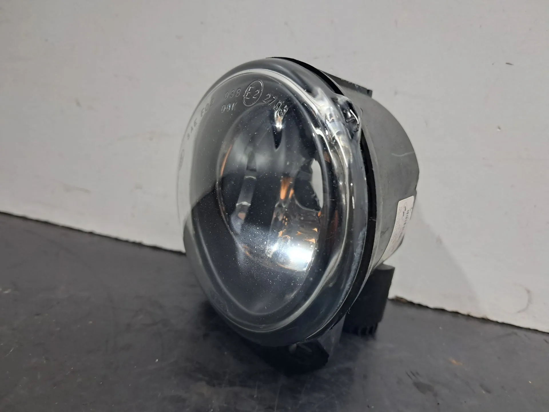 Feu antibrouillard Avant Droite BMW 3 Cabriolet (E93) Imagem-1